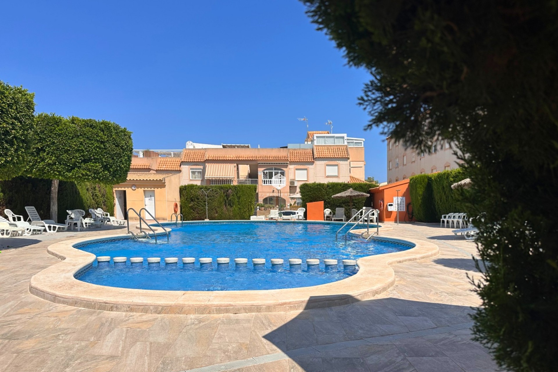 Tweedehands - Bungalow -
Torrevieja - Costa Blanca