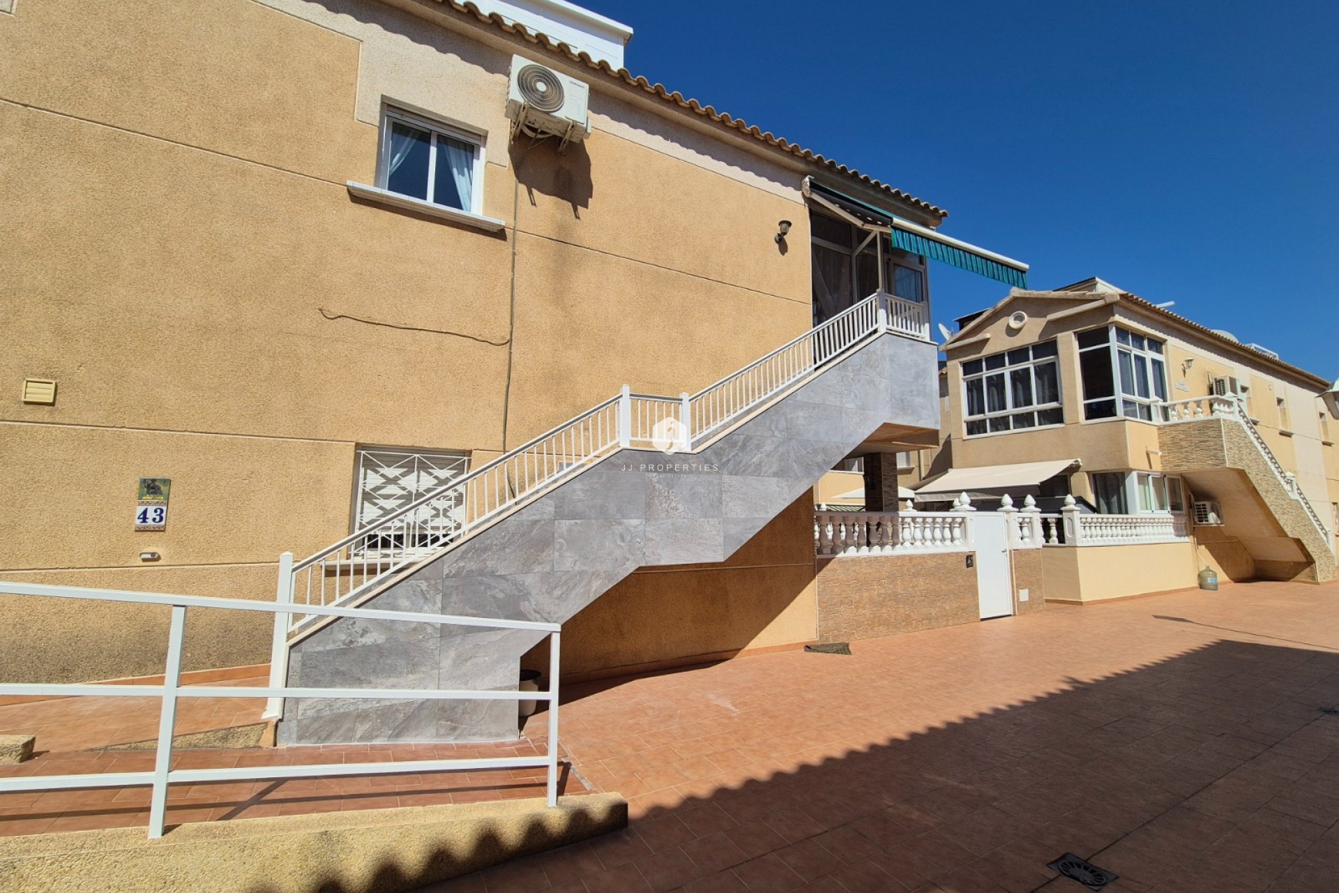 Tweedehands - Bungalow -
Torrevieja - Costa Blanca