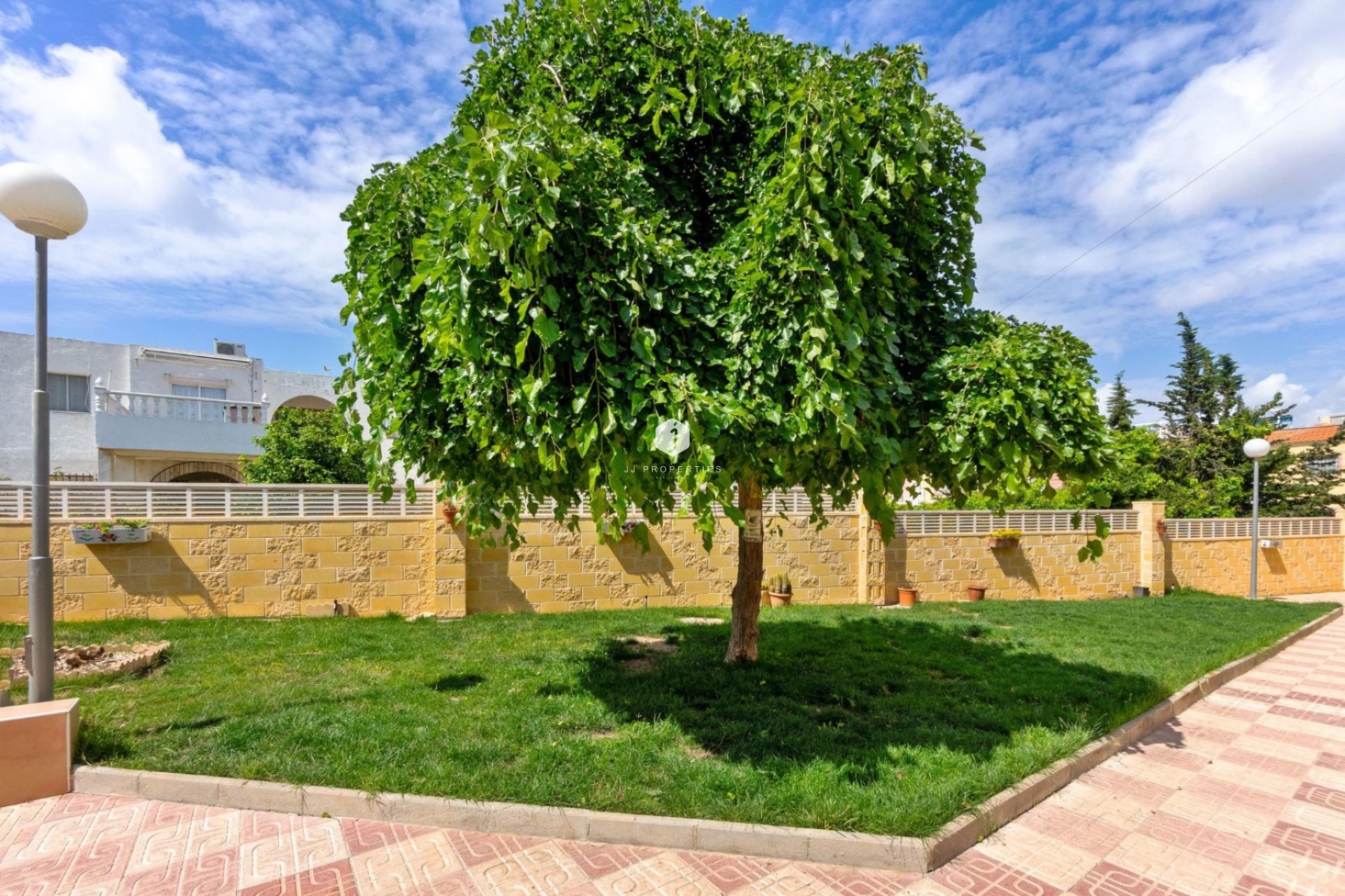 Tweedehands - Bungalow -
Torrevieja - El chaparral