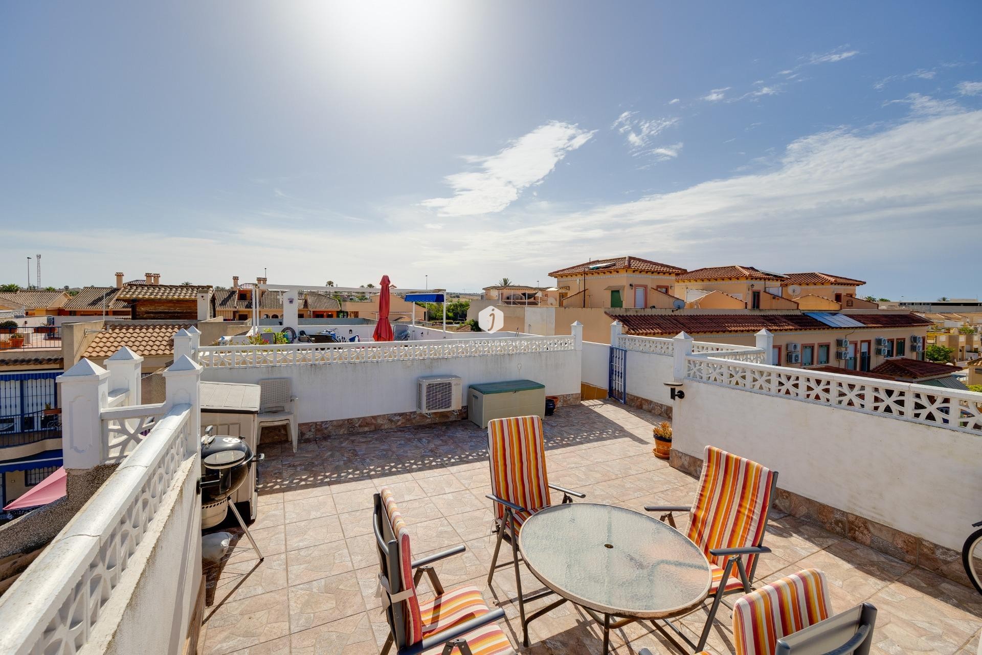 Tweedehands - Bungalow -
Torrevieja - El chaparral