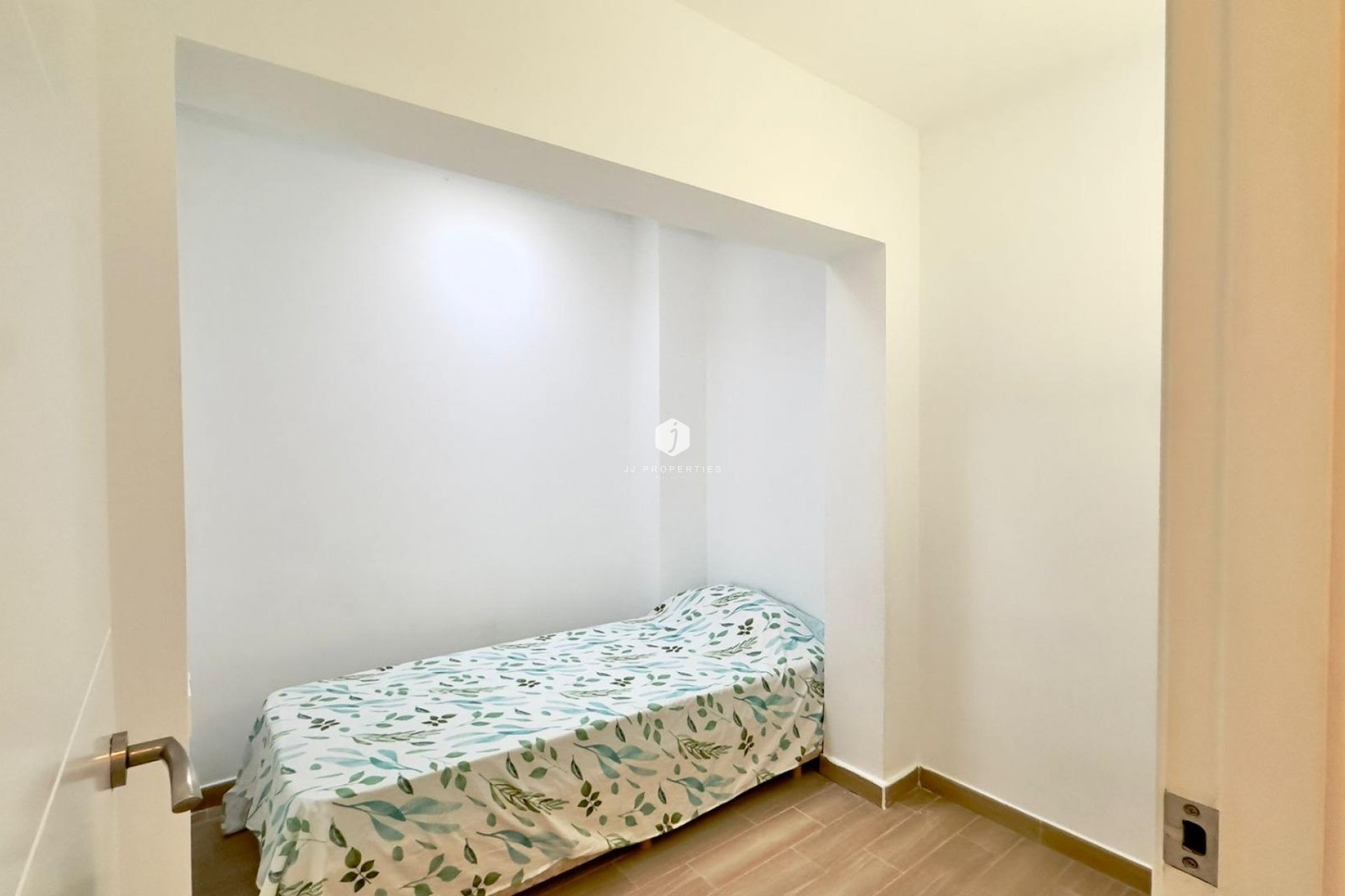 Tweedehands - Bungalow -
Torrevieja - El Limonar