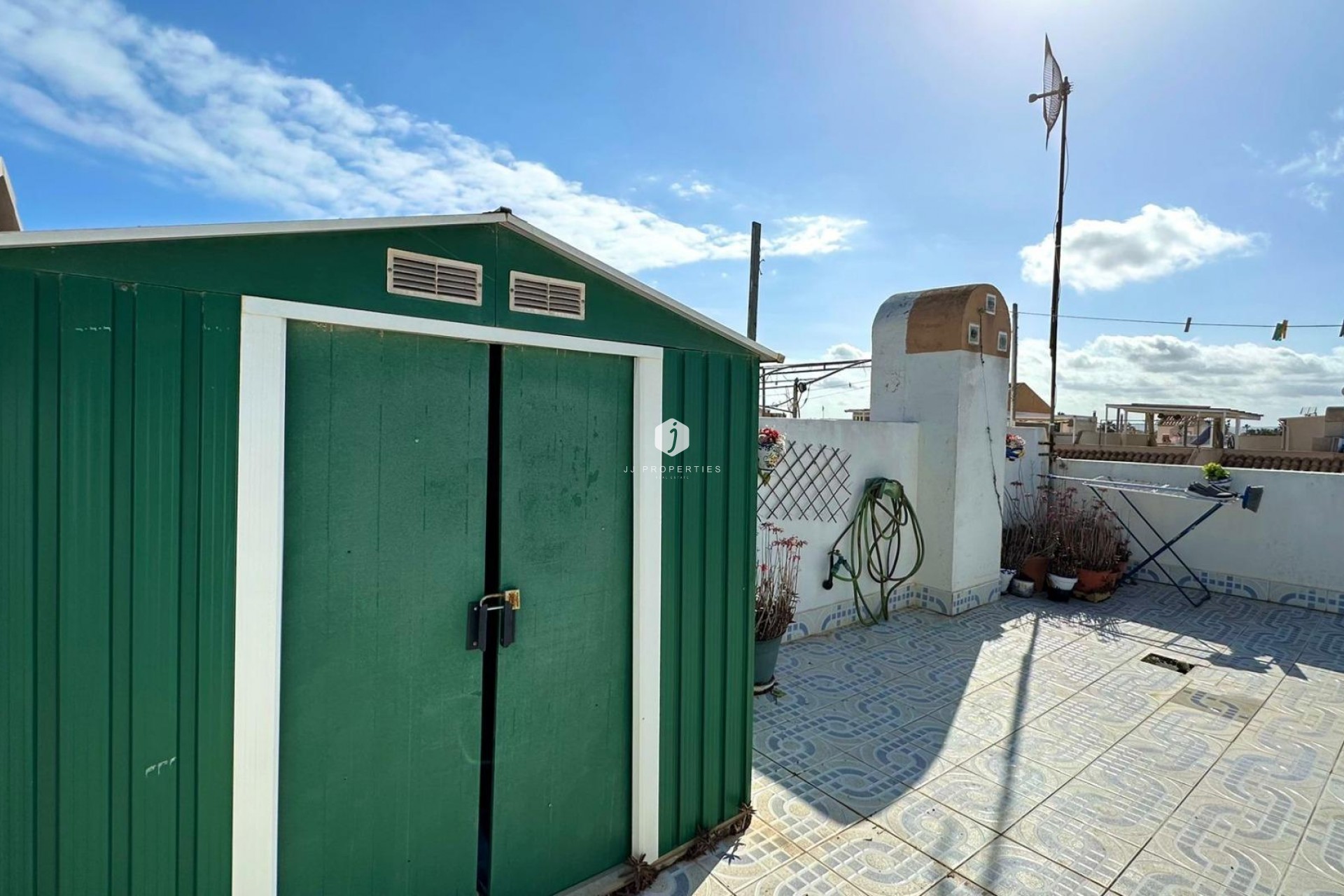 Tweedehands - Bungalow -
Torrevieja - El Limonar