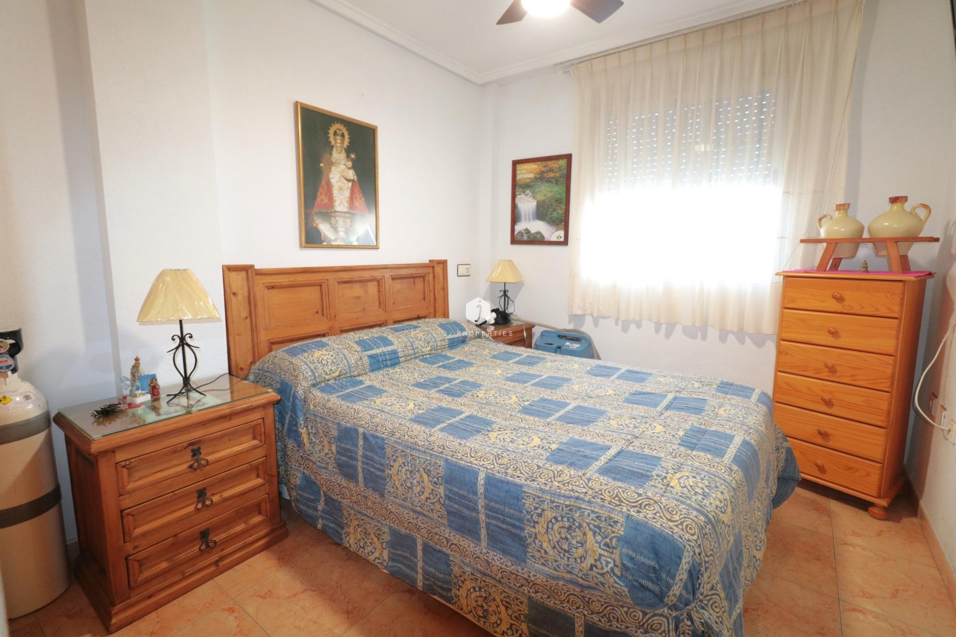 Tweedehands - Bungalow -
Torrevieja - El Limonar