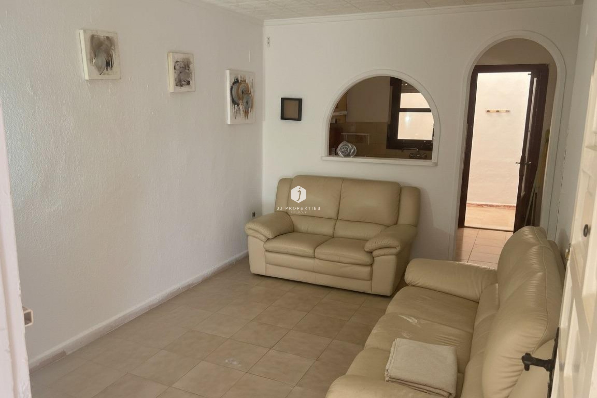 Tweedehands - Bungalow -
Torrevieja - La Siesta - El Salado - Torreta