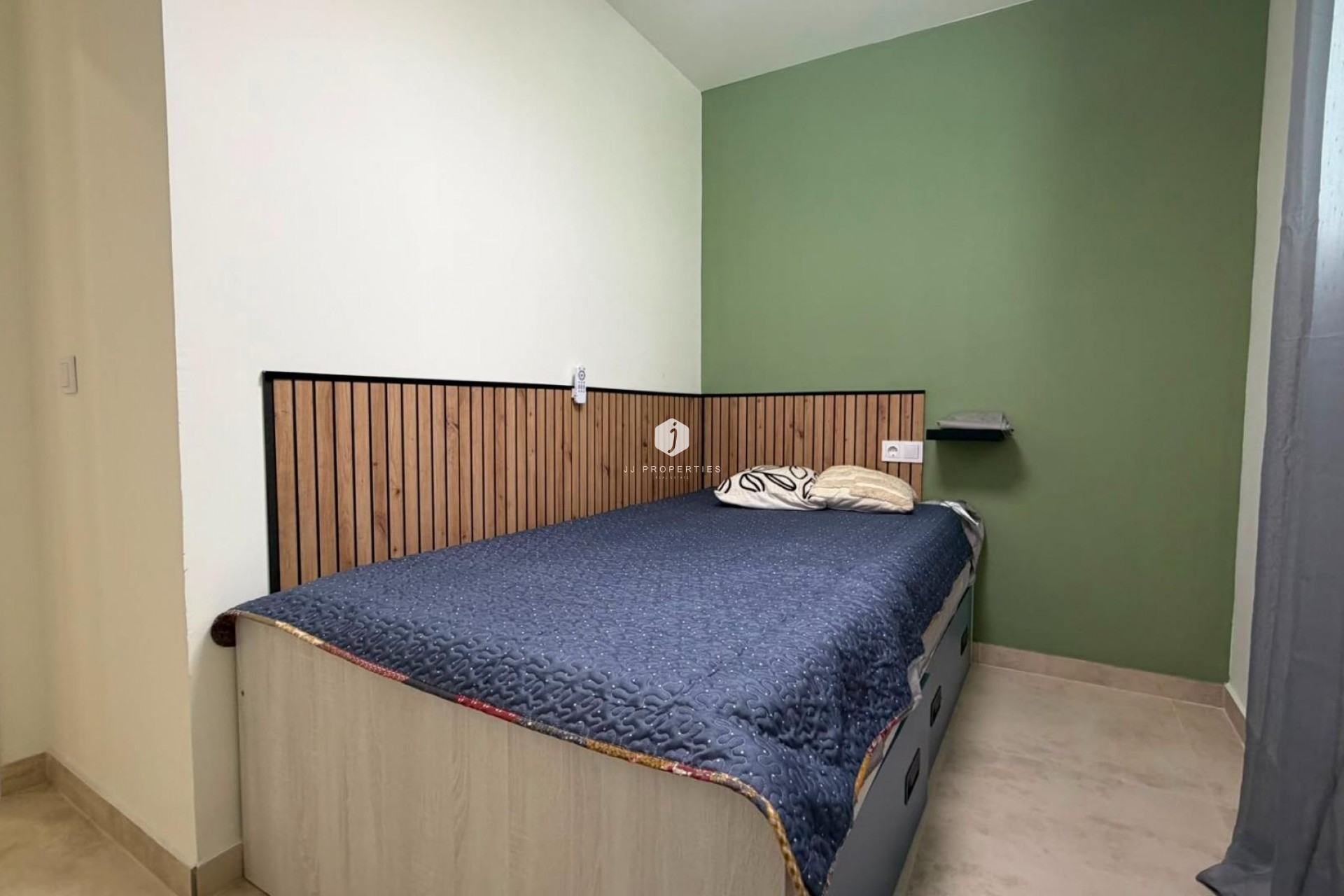 Tweedehands - Bungalow -
Torrevieja - La veleta