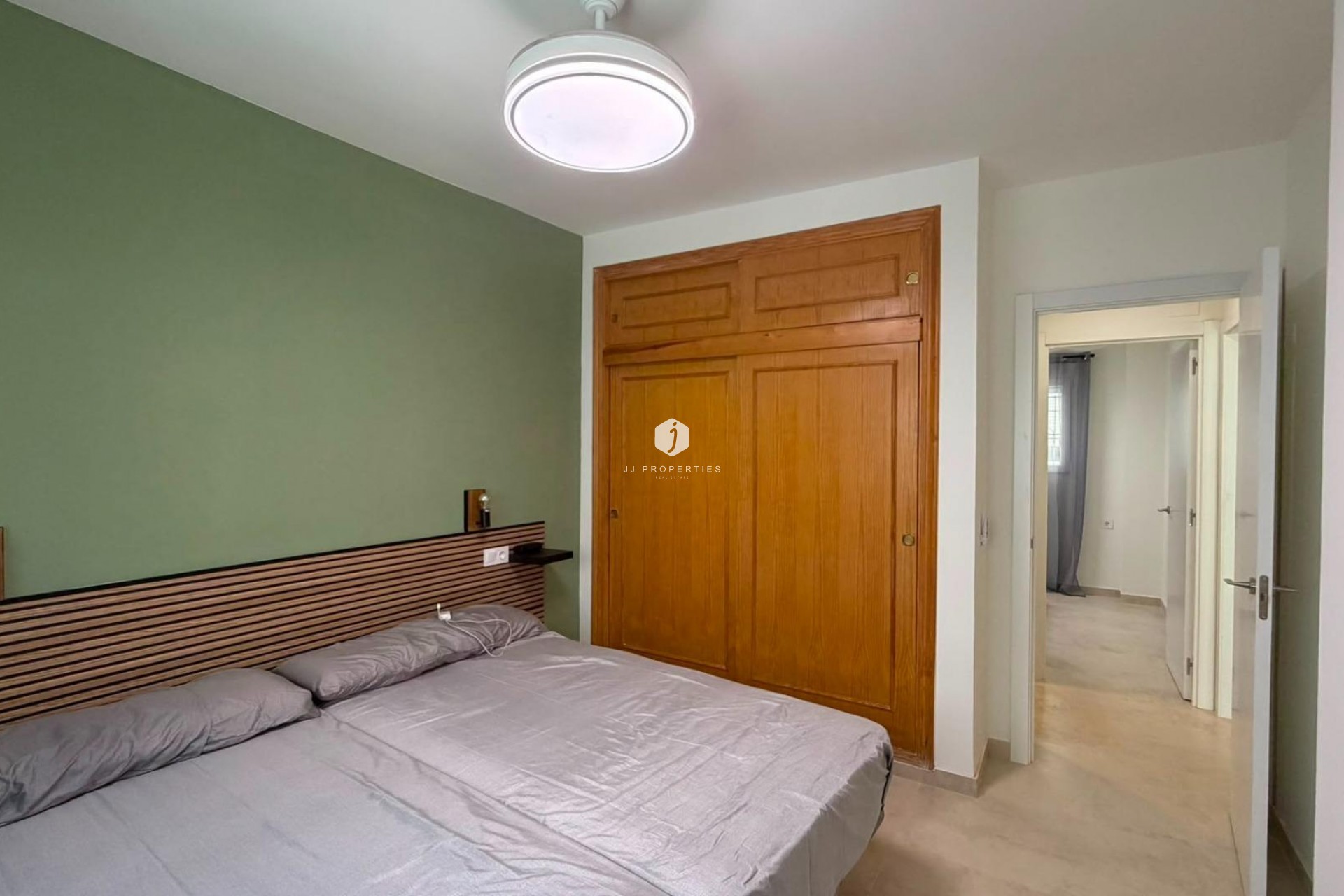 Tweedehands - Bungalow -
Torrevieja - La veleta