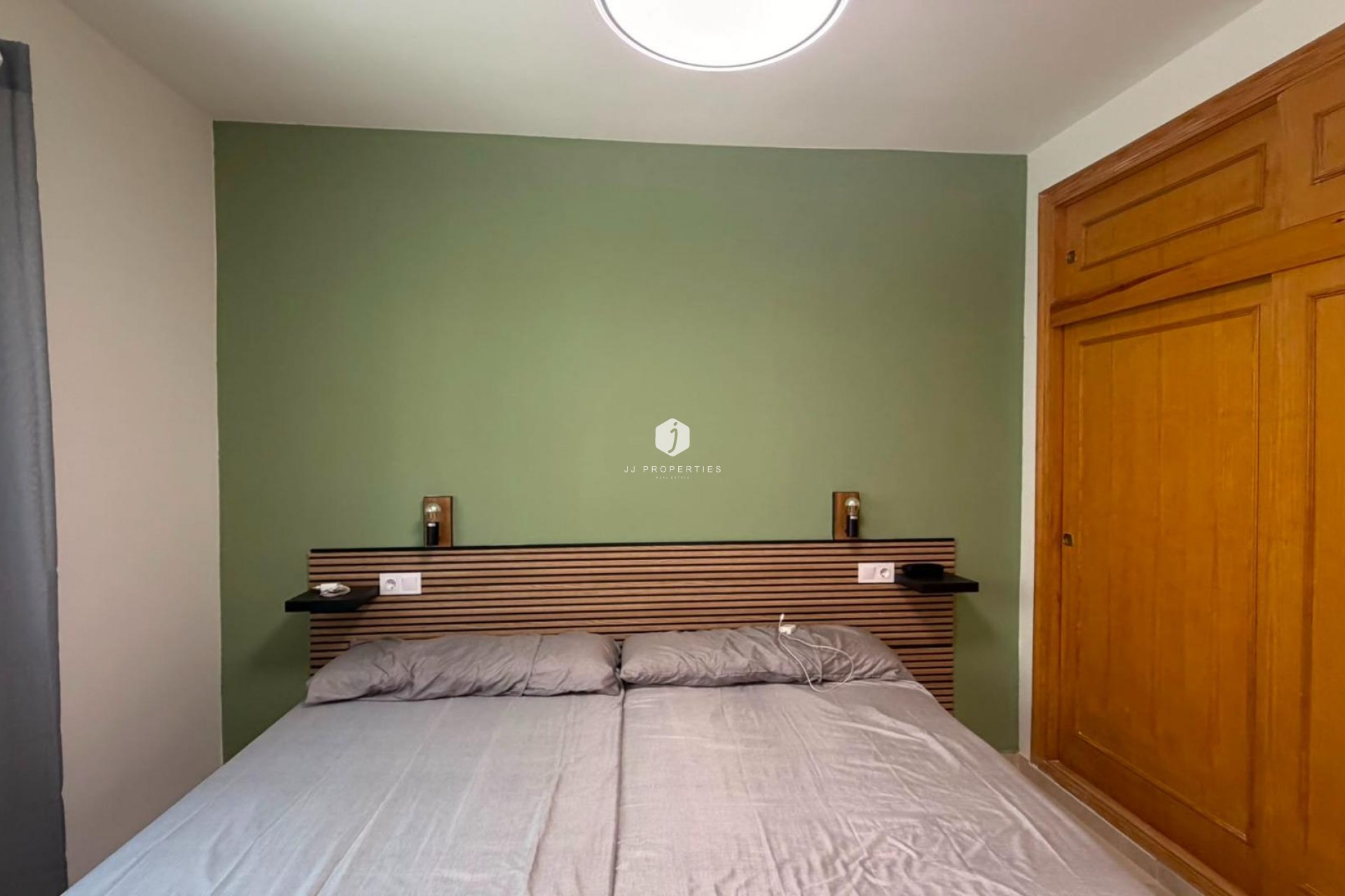 Tweedehands - Bungalow -
Torrevieja - La veleta