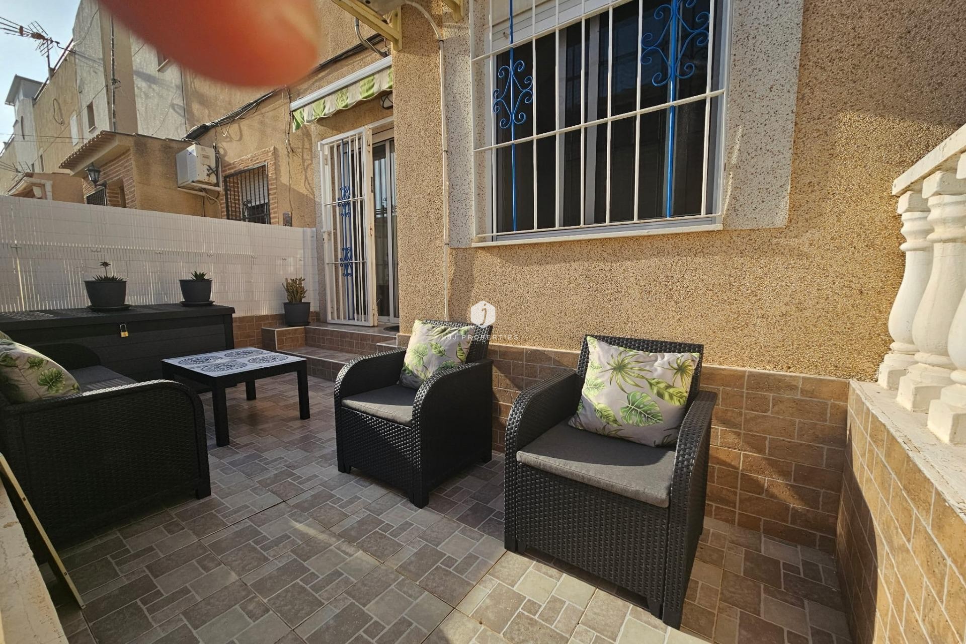 Tweedehands - Bungalow -
Torrevieja - Lago Jardin