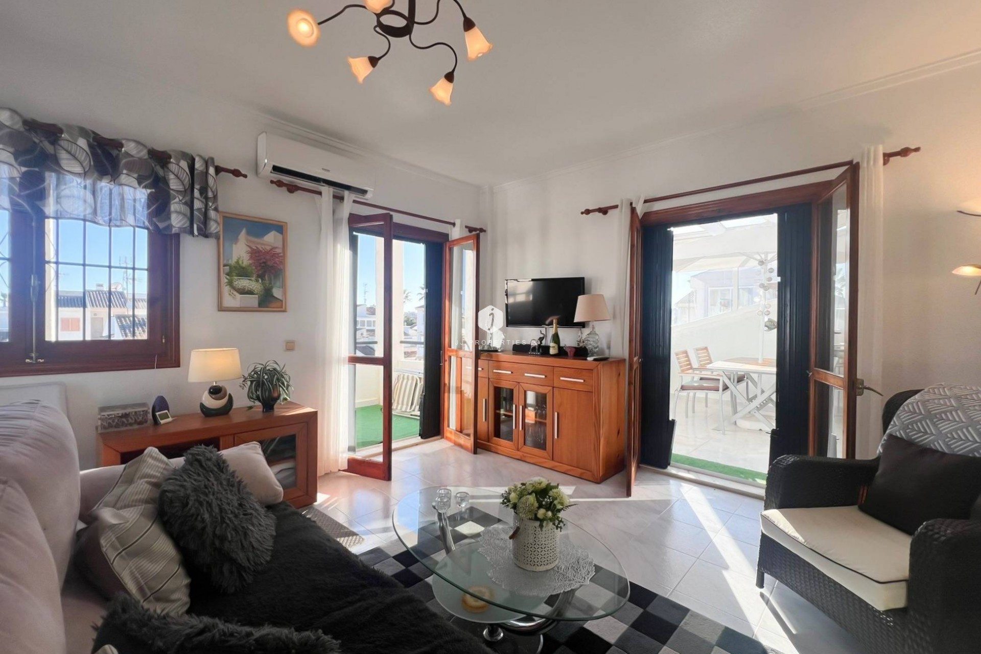 Tweedehands - Bungalow -
Torrevieja - Los Frutales