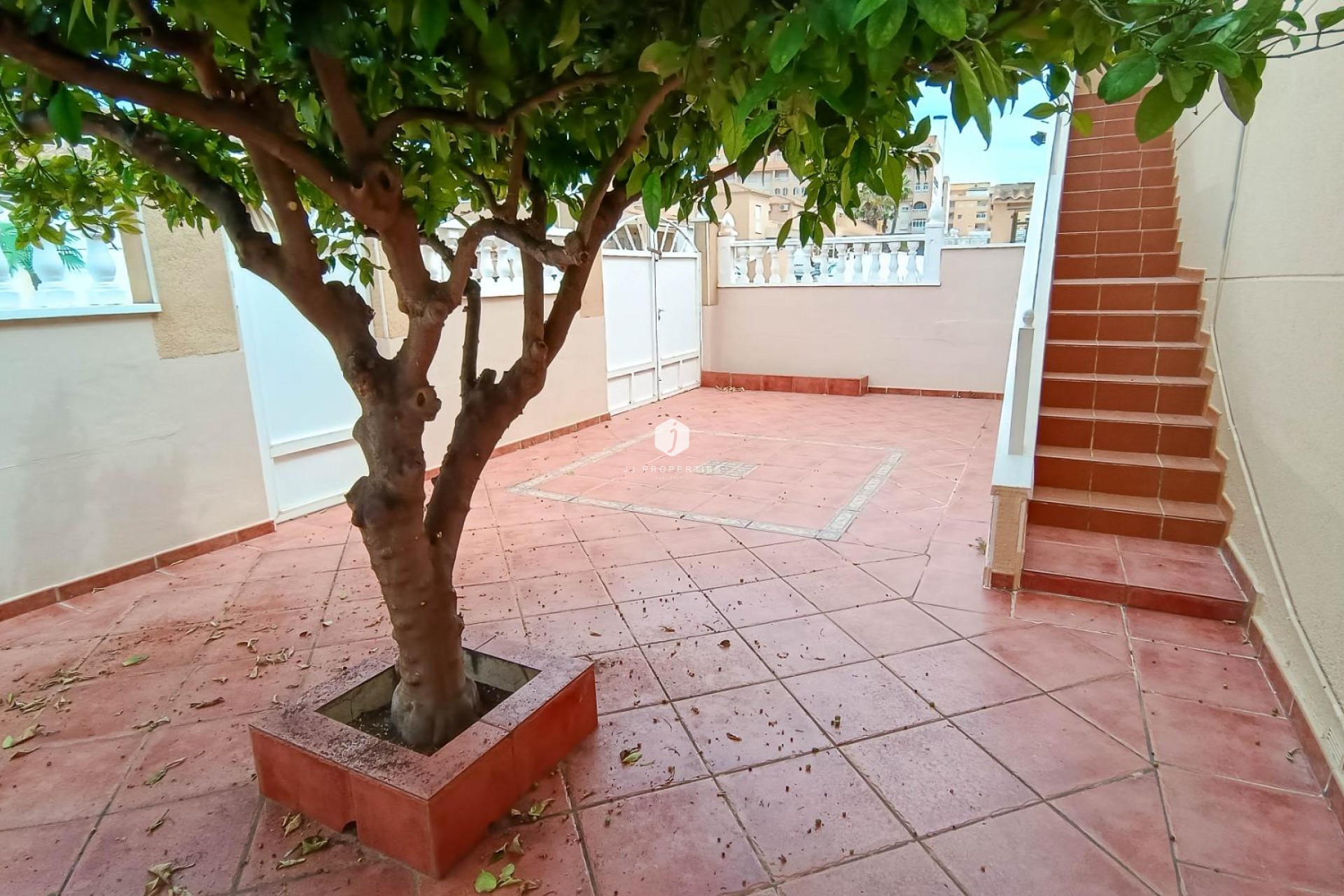 Tweedehands - Bungalow -
Torrevieja - Parque Acuático - Sector 25