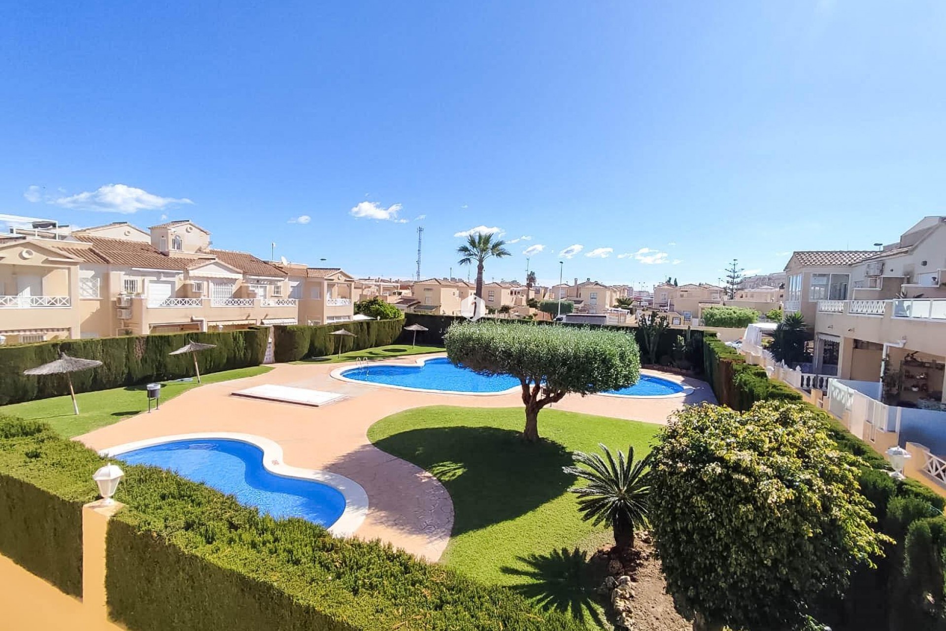 Tweedehands - Bungalow -
Torrevieja - Parque Acuático - Sector 25