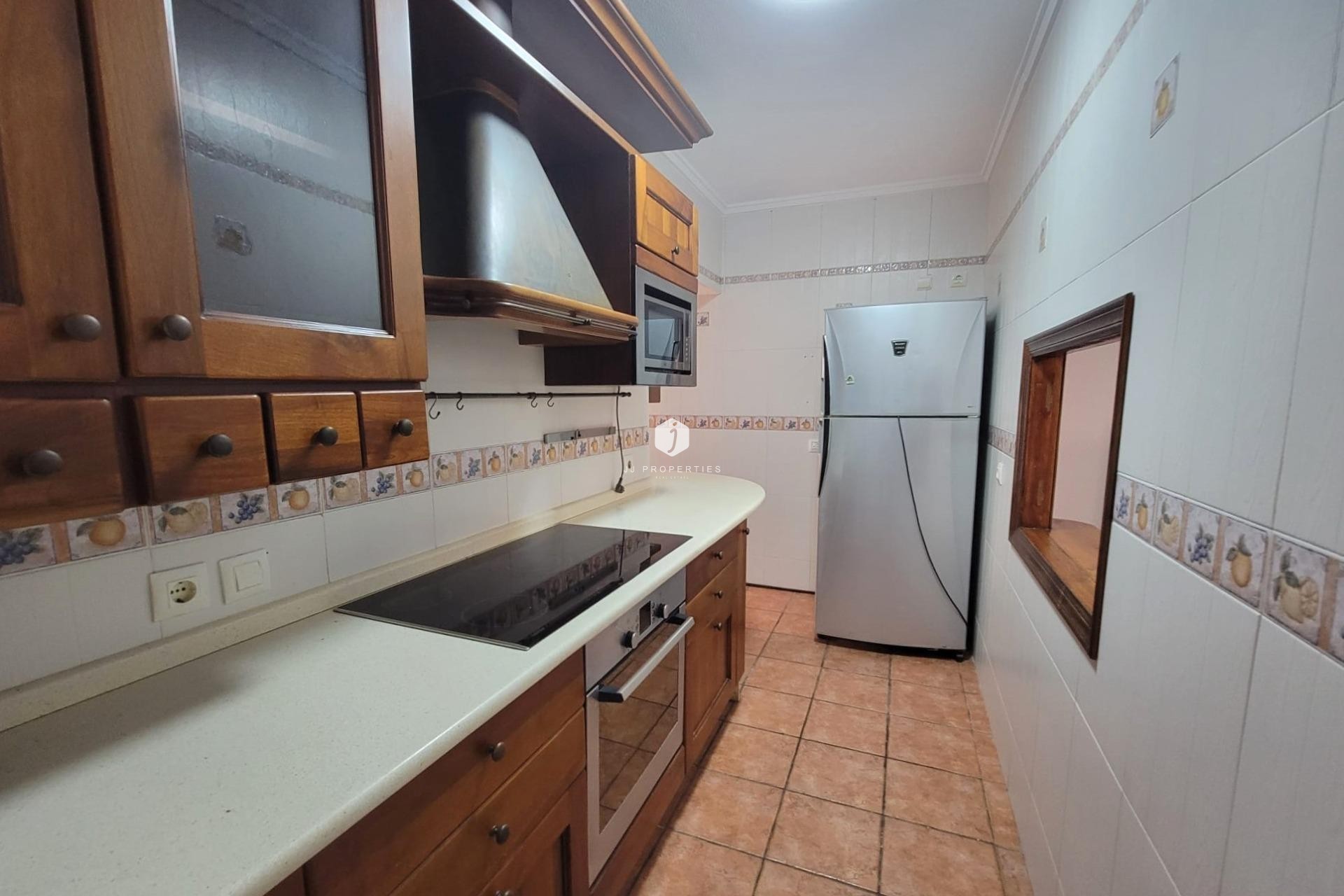 Tweedehands - Bungalow -
Torrevieja - Playa de los Locos