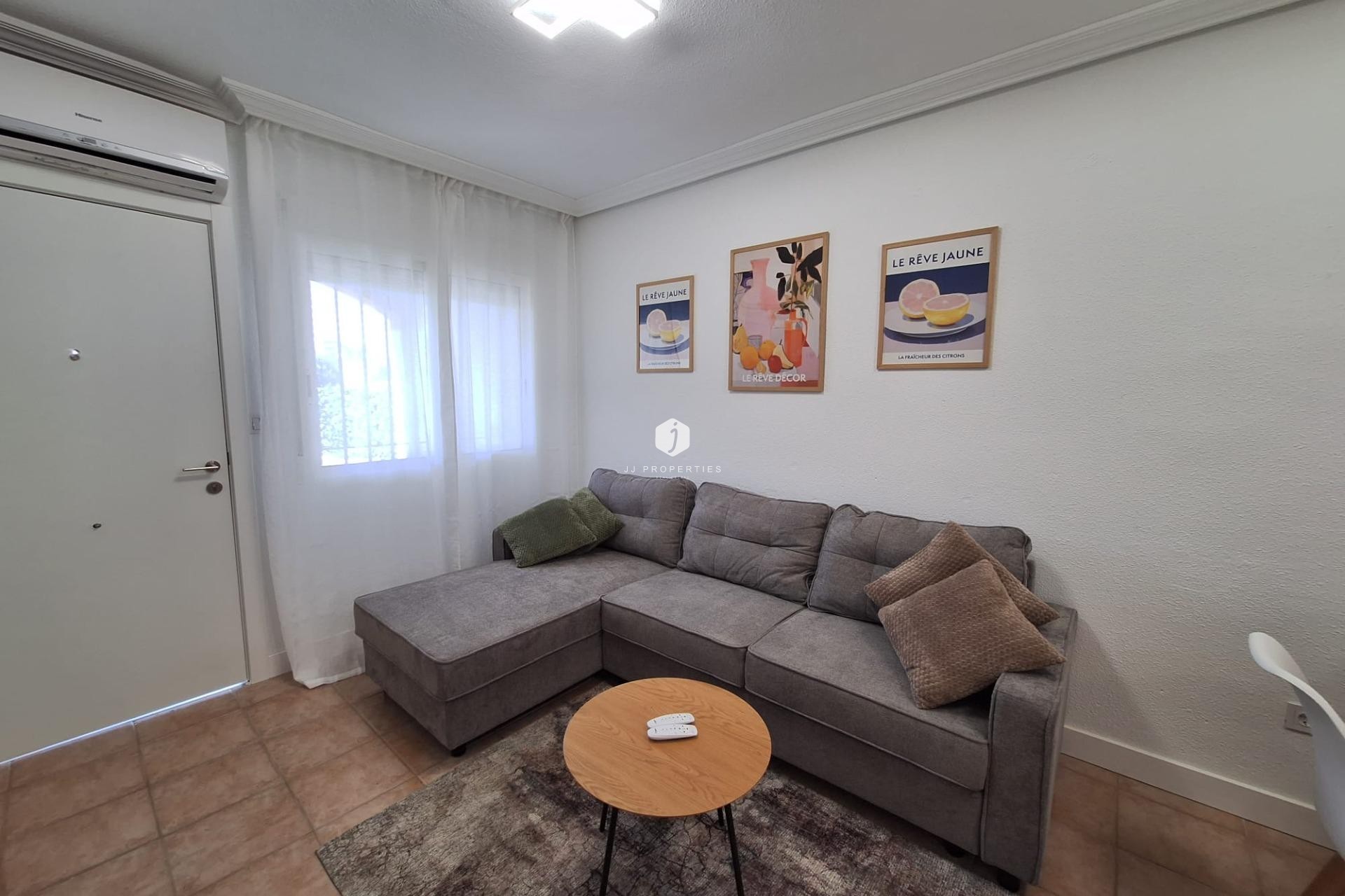 Tweedehands - Bungalow -
Torrevieja - Sector 25