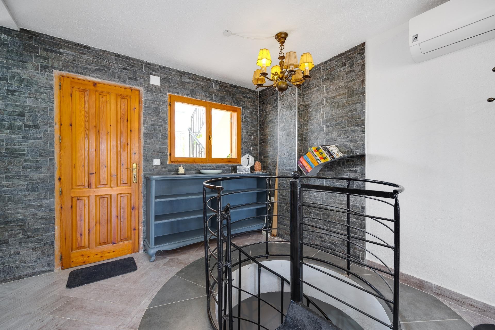 Tweedehands - Bungalow -
Torrevieja - Torre la mata