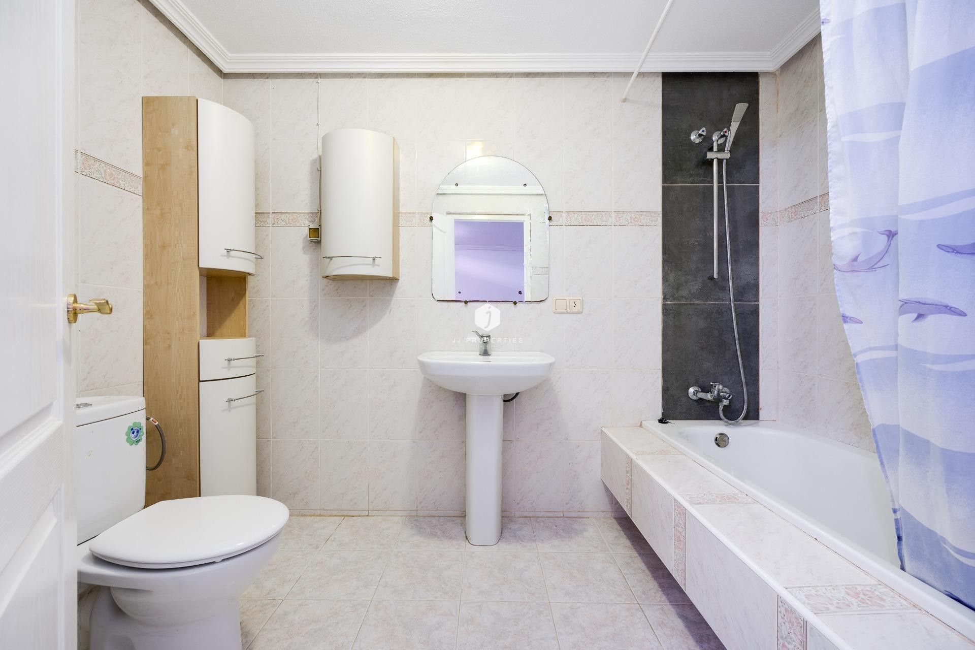 Tweedehands - Bungalow -
Torrevieja - Torre la mata