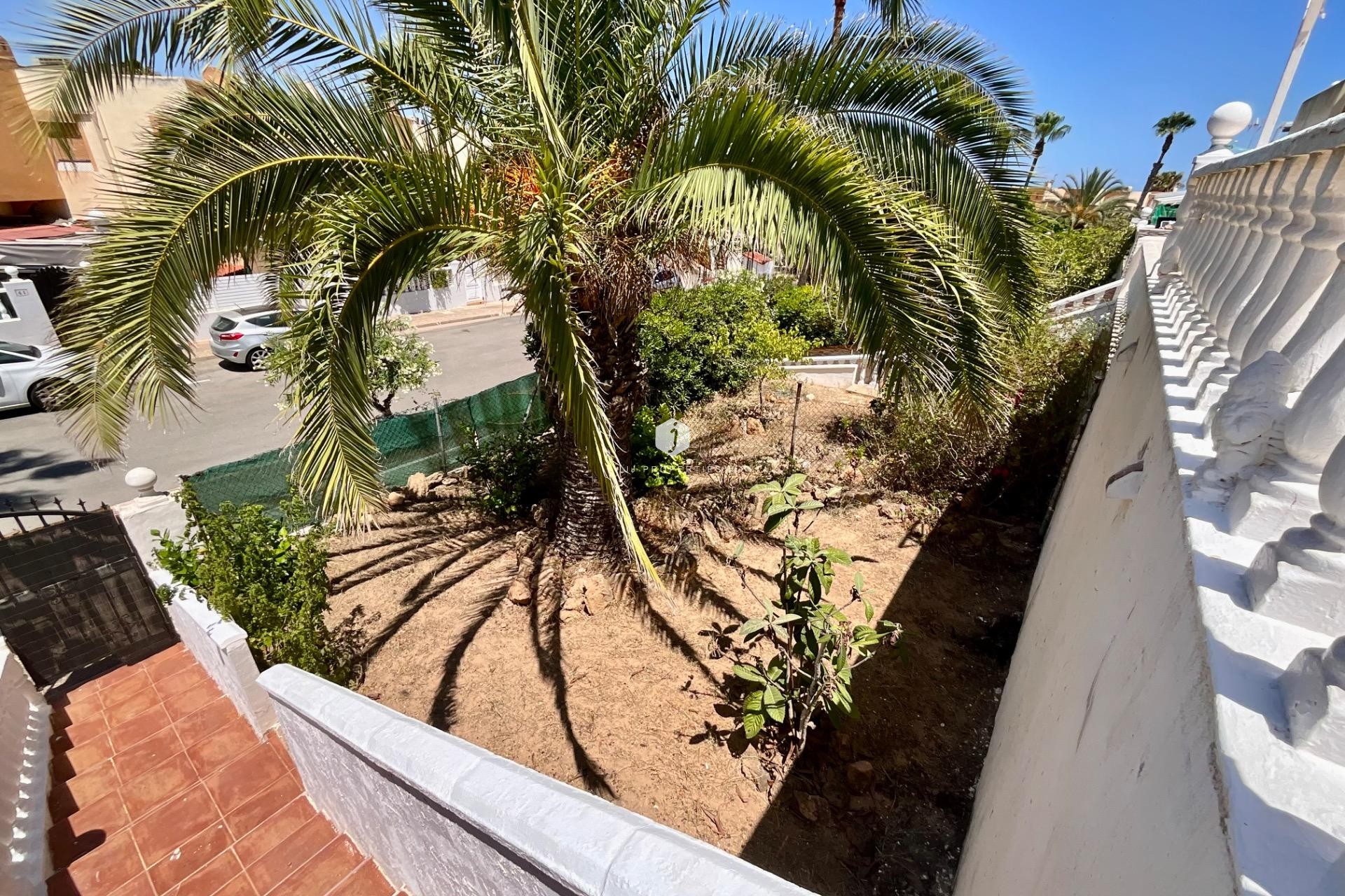 Tweedehands - Bungalow -
Torrevieja - Torreblanca