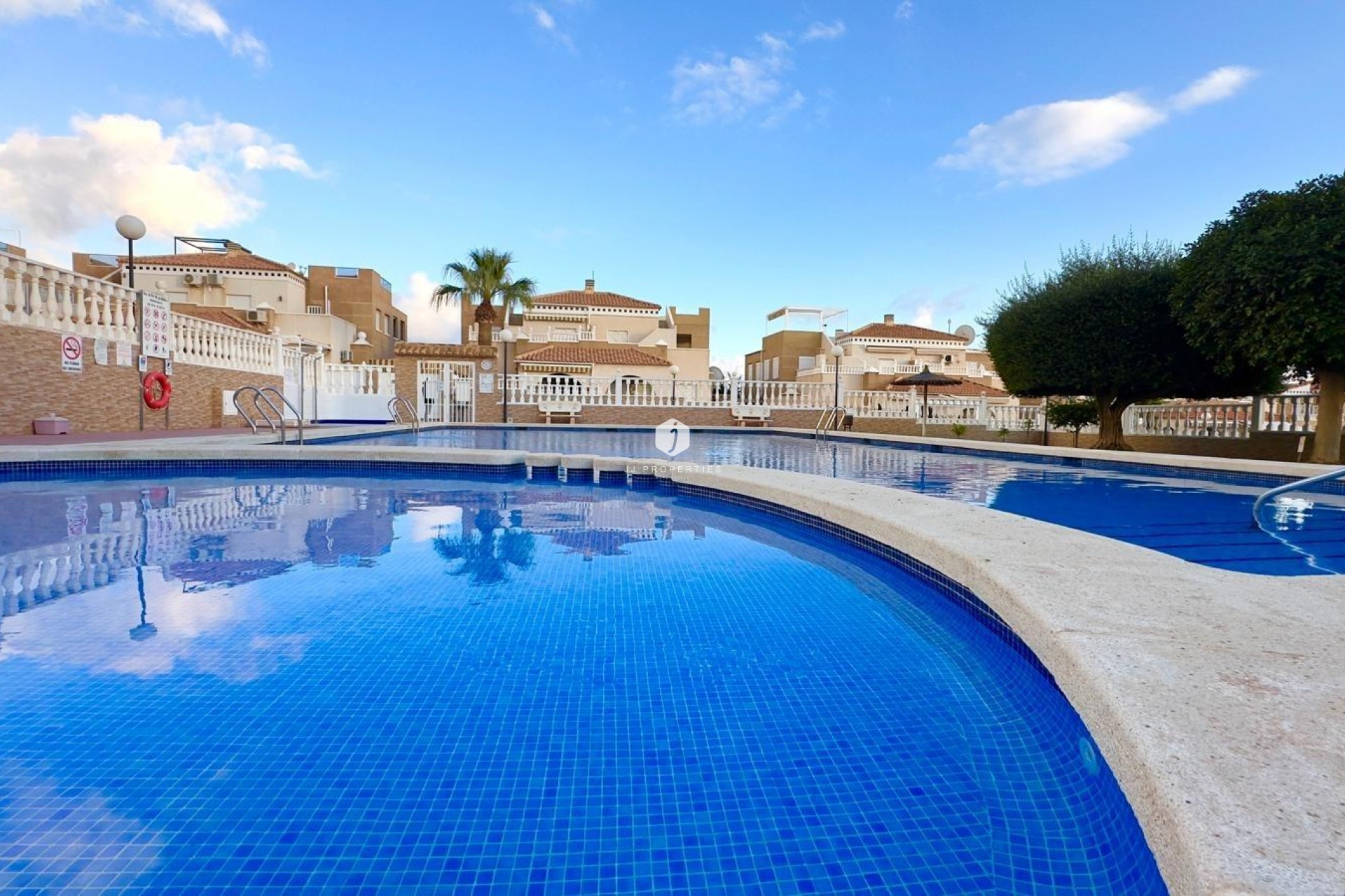 Tweedehands - Bungalow -
Torrevieja - Torreblanca