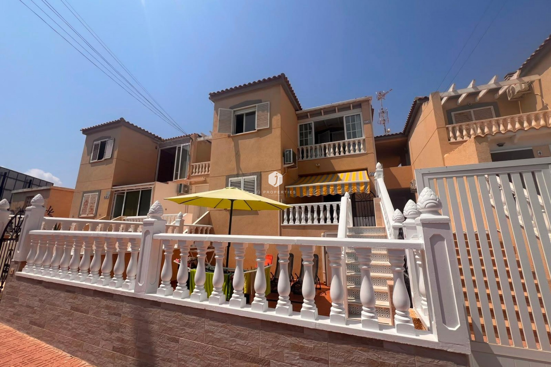 Tweedehands - Bungalow -
Torrevieja - Torrejón