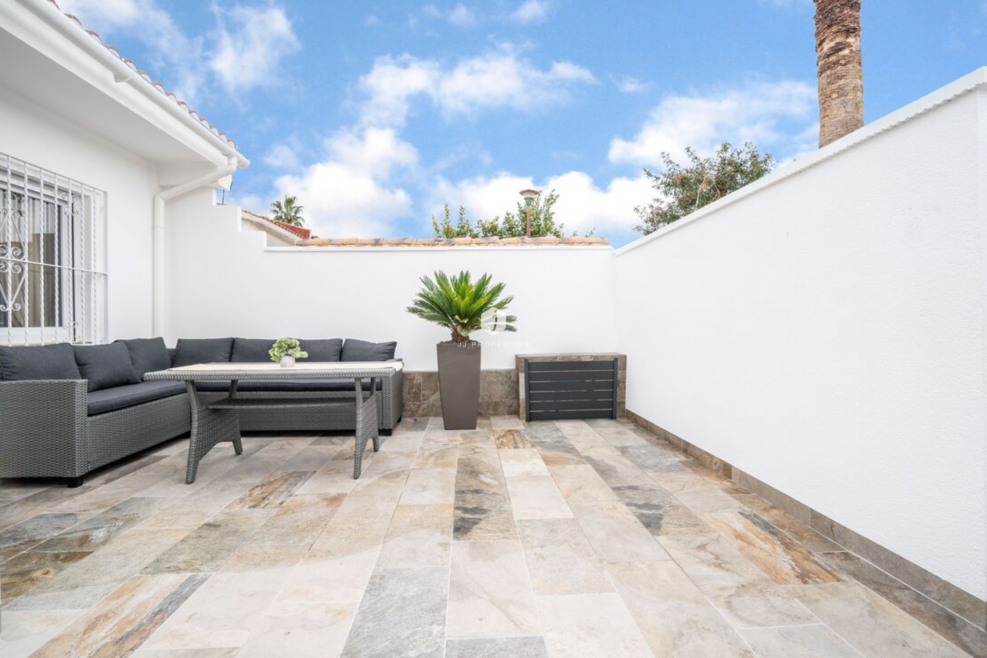 Tweedehands - Bungalow -
Torrevieja - Torreta