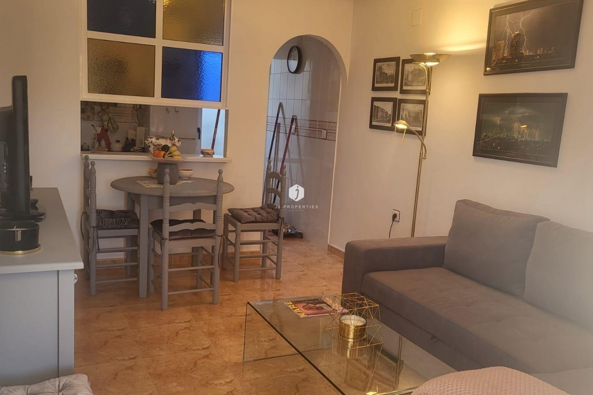 Tweedehands - Bungalow -
Torrevieja - Torretas