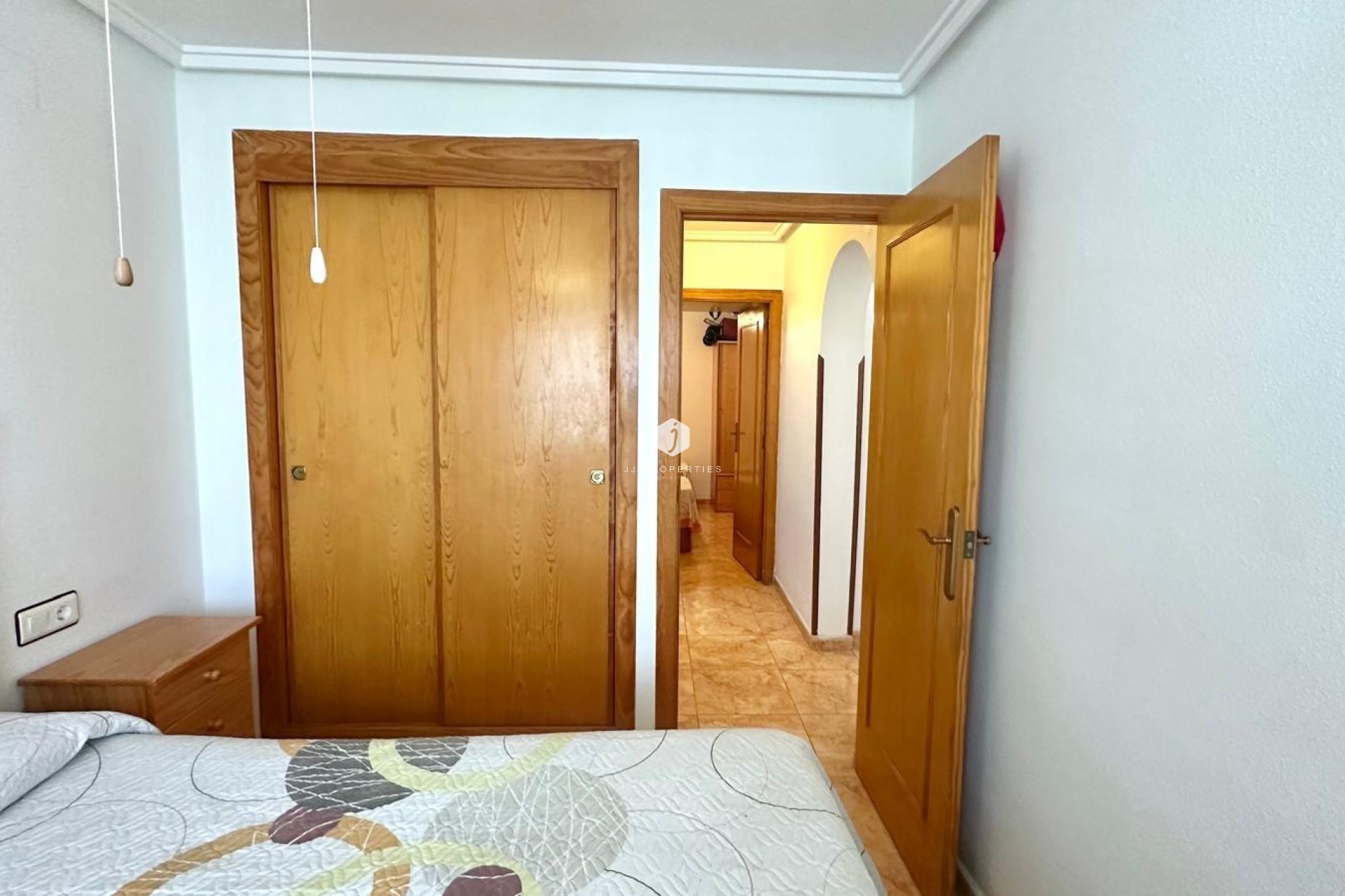 Tweedehands - Bungalow -
Torrevieja - Torretas