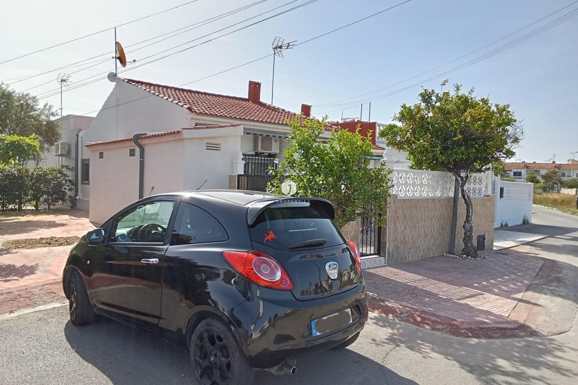Tweedehands - Bungalow -
Torrevieja - Torretas