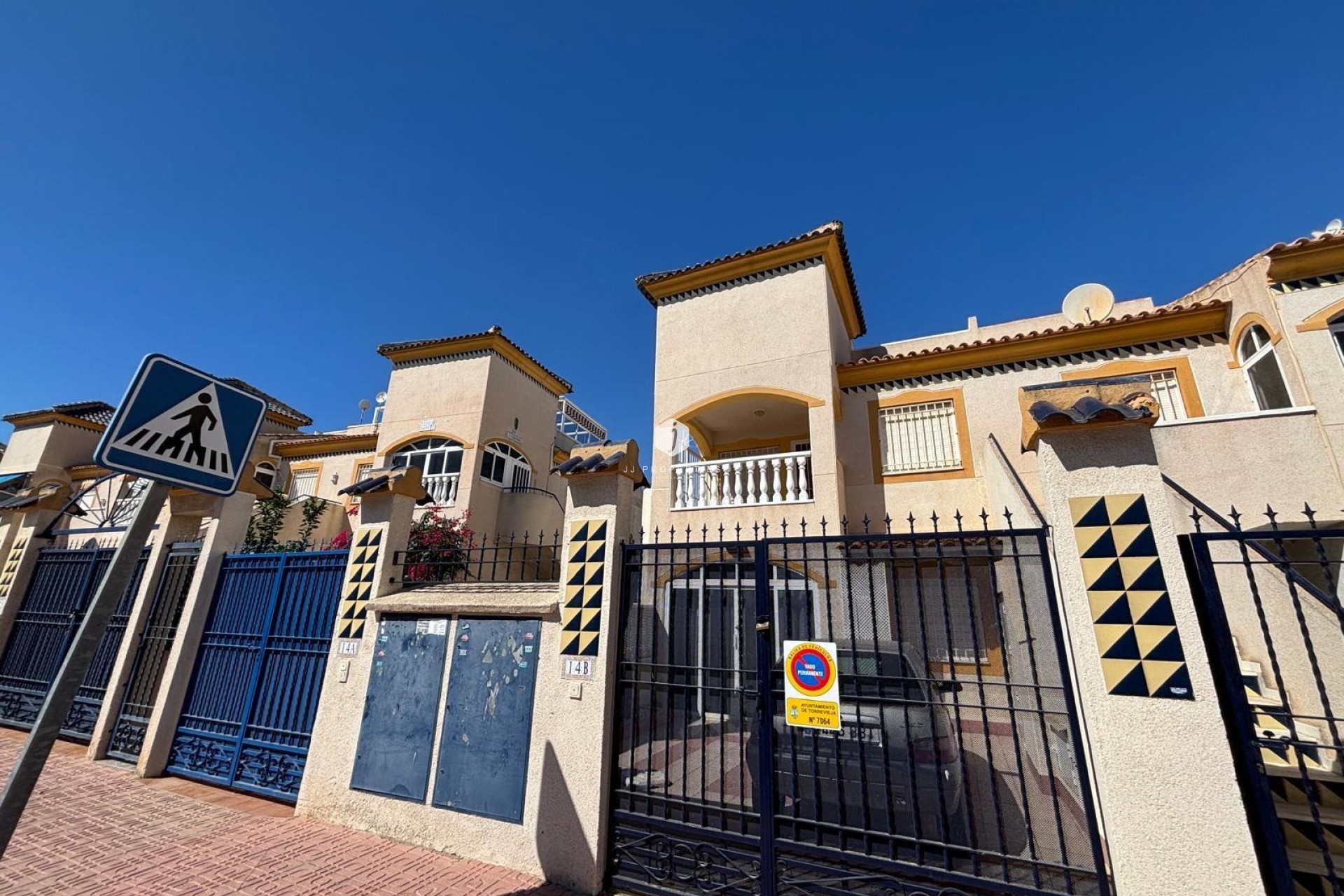 Tweedehands - Bungalow -
Torrevieja