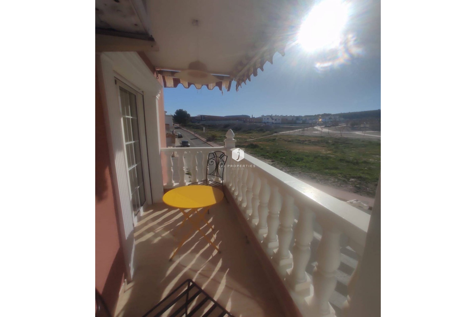 Tweedehands - Chalet -
Bigastro - Comunidad Valenciana