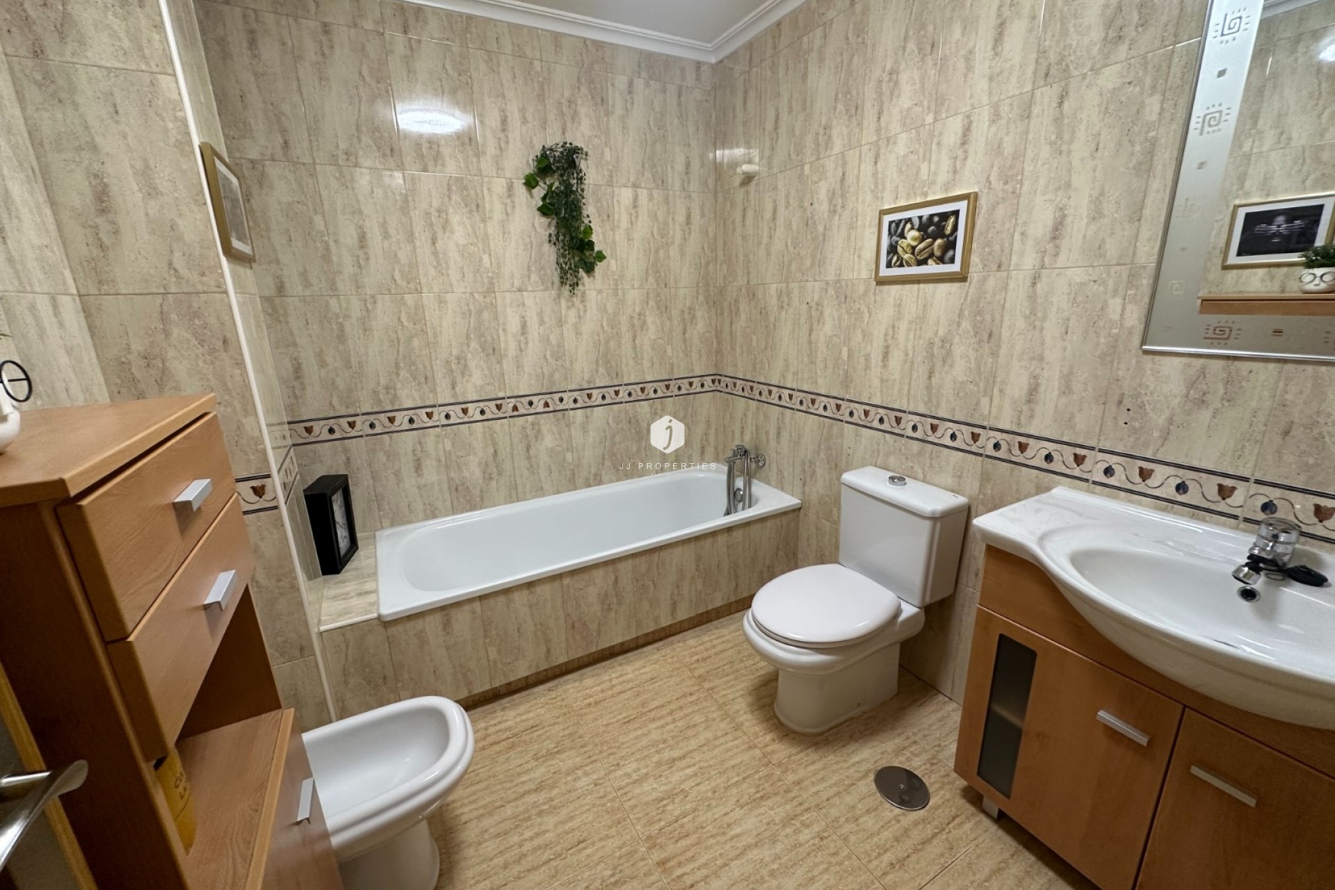 Tweedehands - Chalet -
Bigastro - Inland