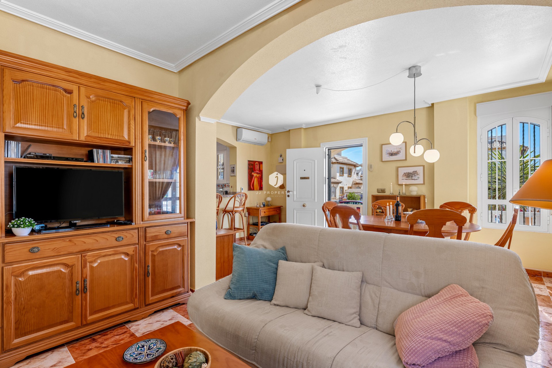 Tweedehands - Chalet -
Cabo Roig - Costa Blanca