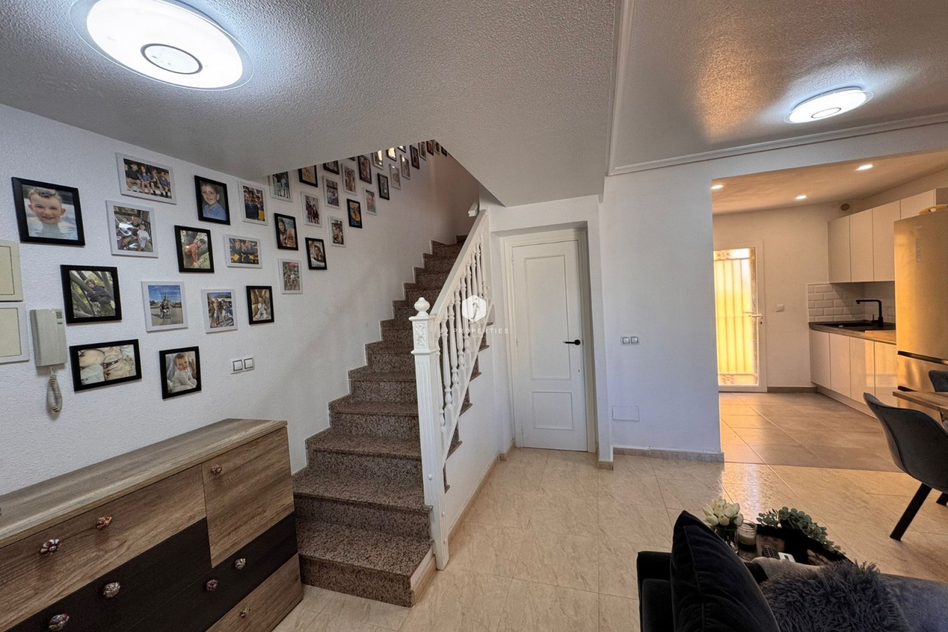 Tweedehands - Chalet -
Campoamor - Costa Blanca