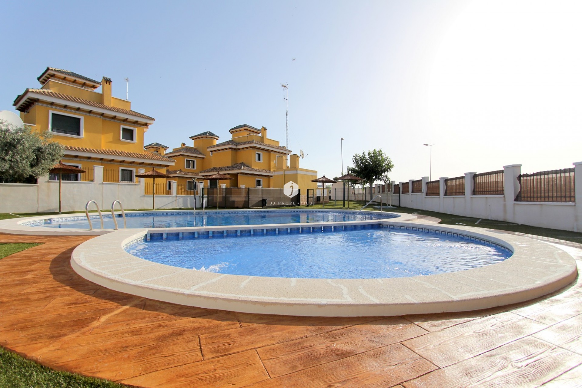 Tweedehands - Chalet -
Ciudad Quesada - Costa Blanca