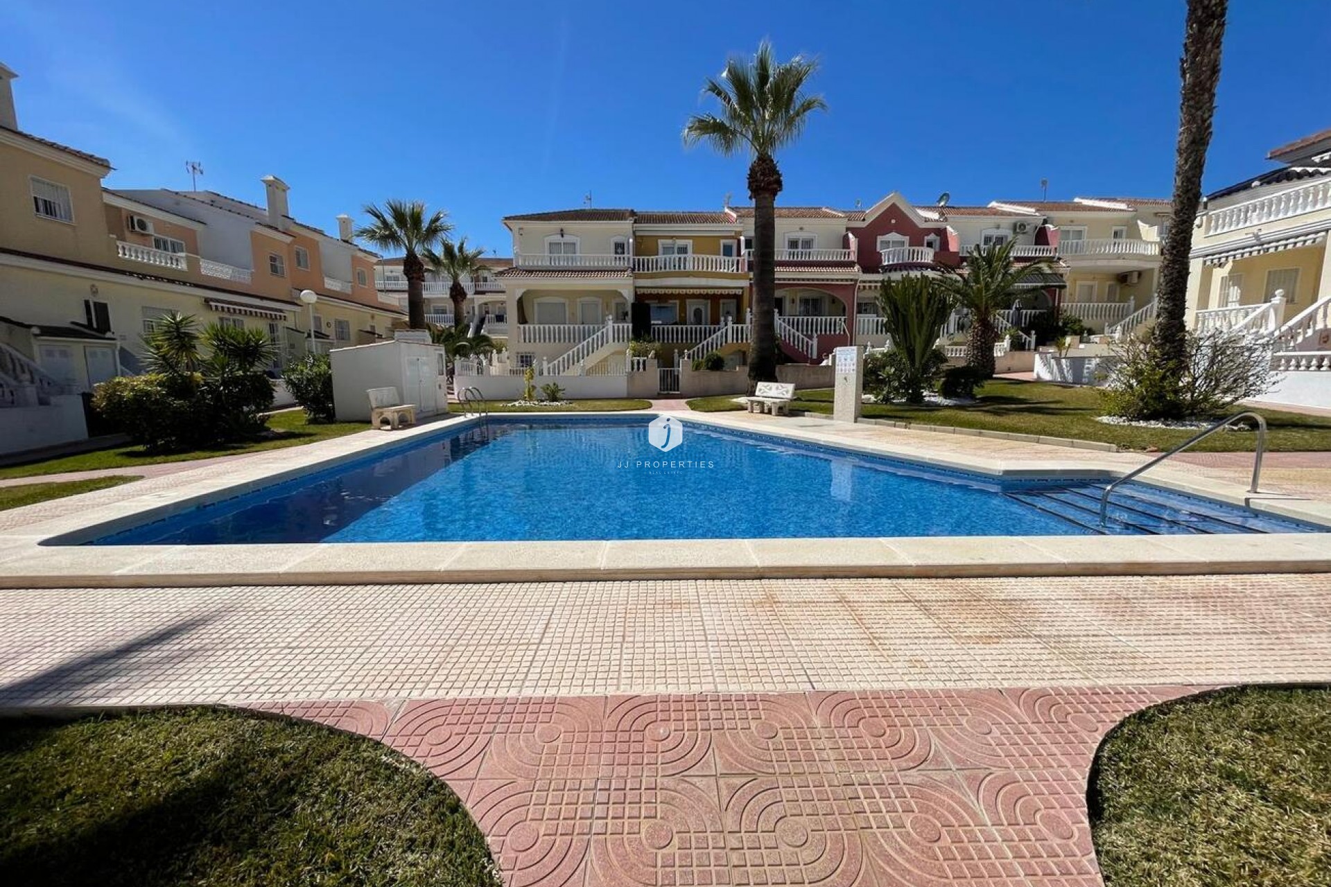 Tweedehands - Chalet -
Ciudad Quesada - Costa Blanca