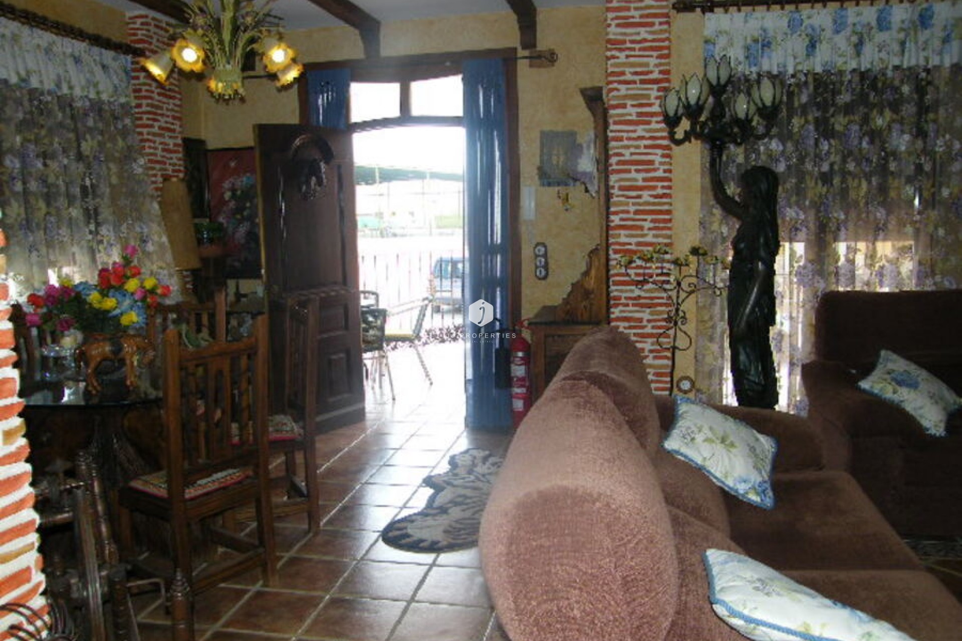 Tweedehands - Chalet -
Daya Nueva - Costa Blanca