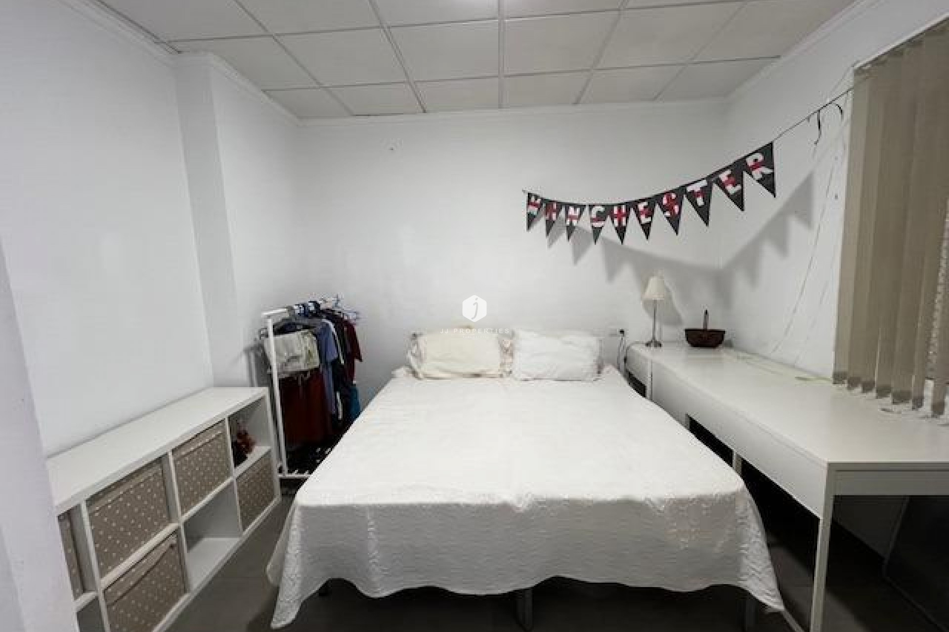 Tweedehands - Chalet -
Dolores - Centro