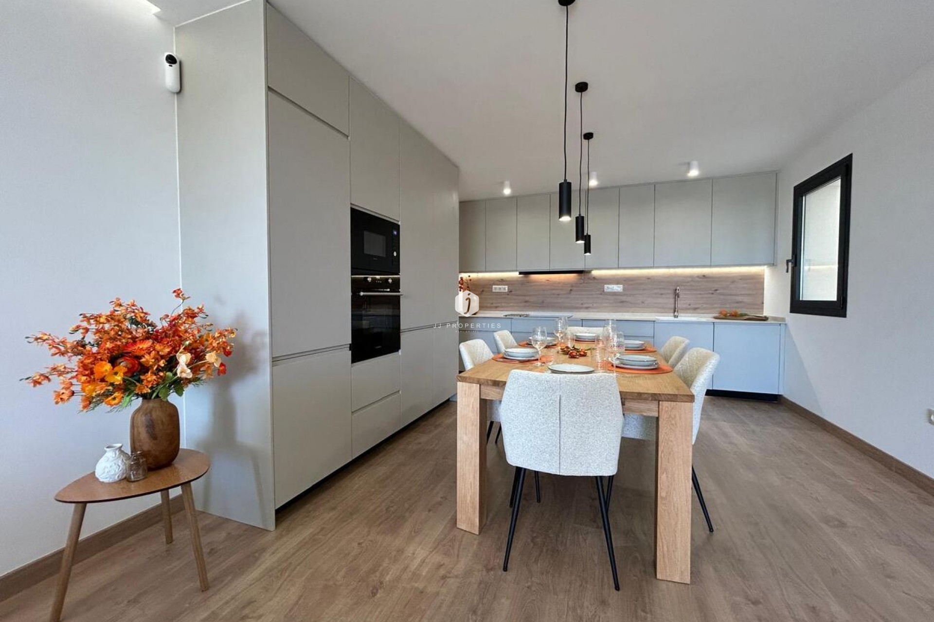 Tweedehands - Chalet -
Dolores - Costa Blanca