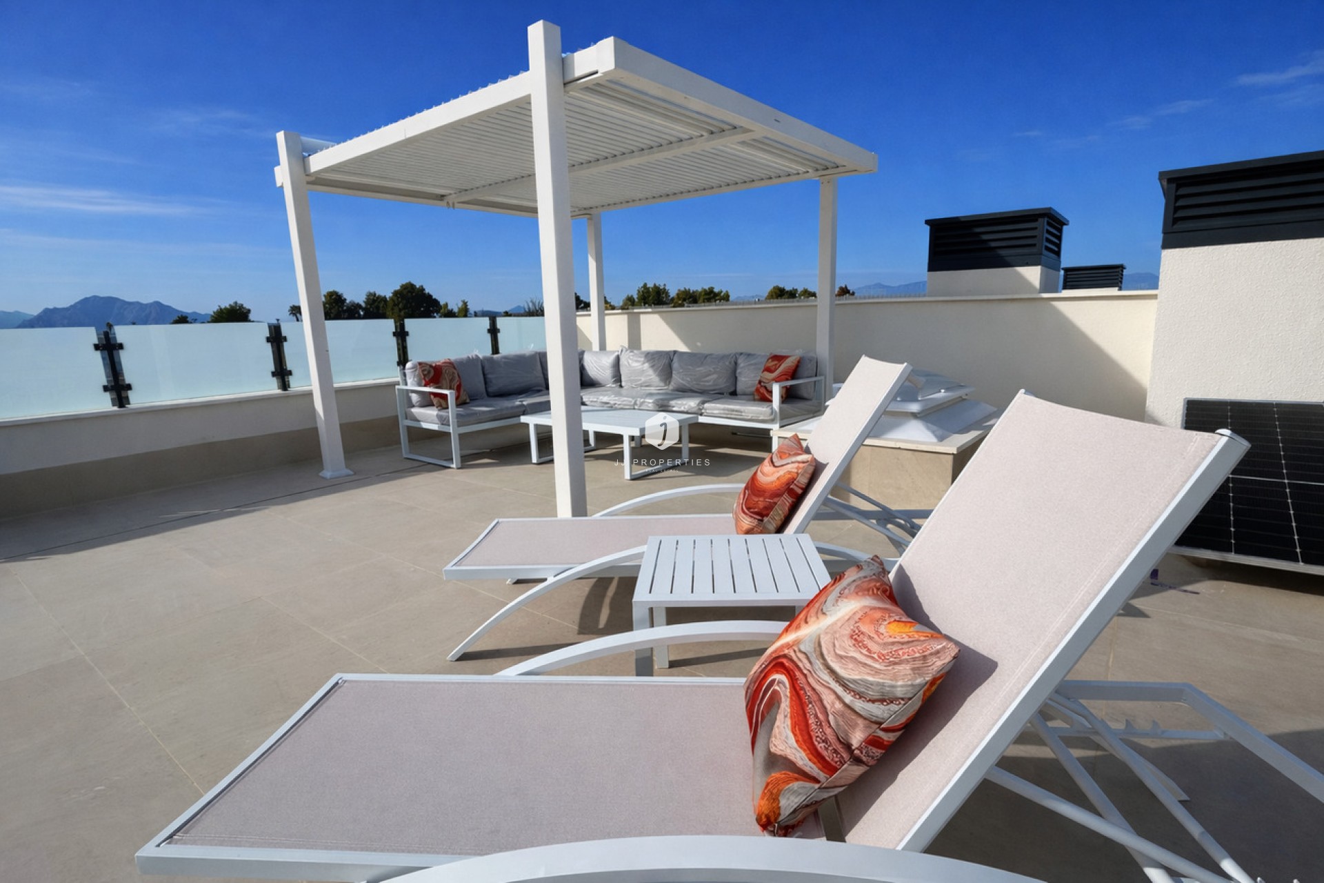 Tweedehands - Chalet -
Dolores - Costa Blanca