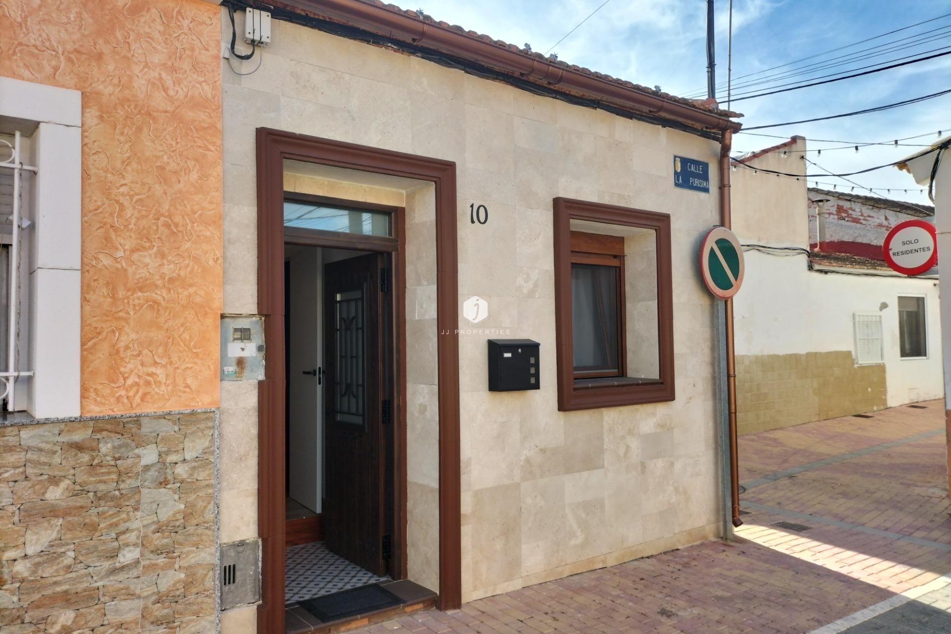 Tweedehands - Chalet -
Formentera del Segura - Centro