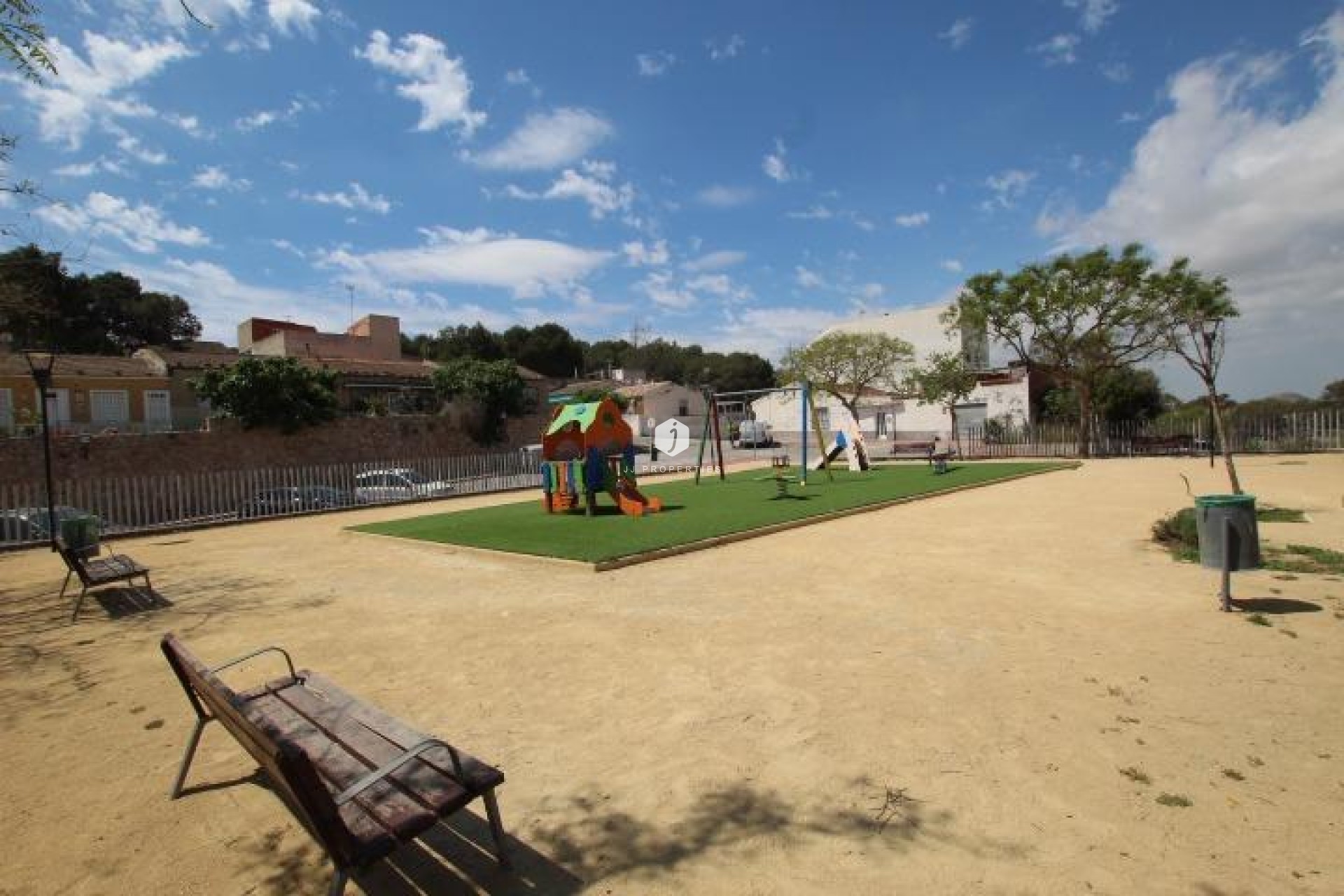 Tweedehands - Chalet -
Guardamar del Segura - Centro