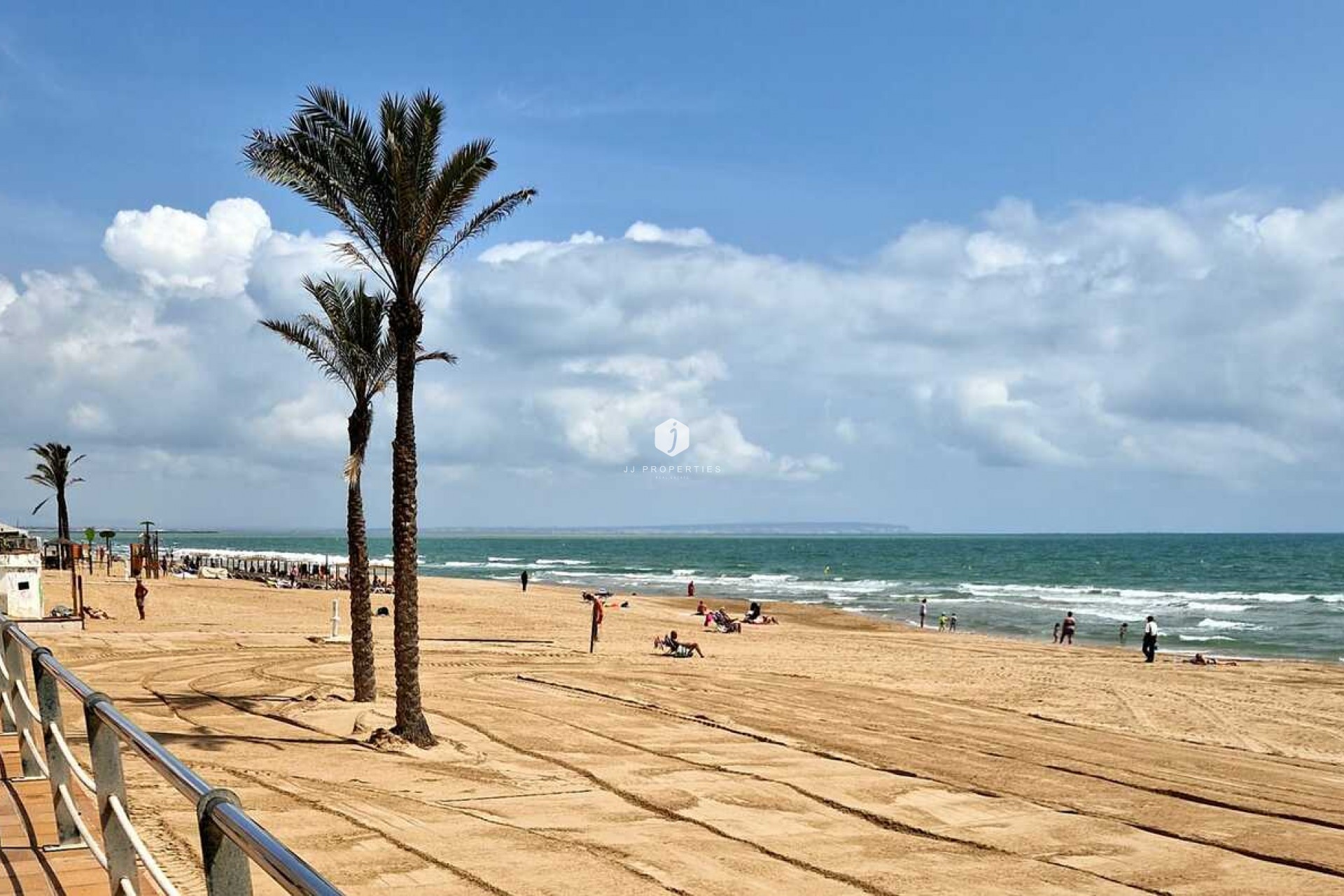 Tweedehands - Chalet -
Guardamar del Segura - ELS SECONS