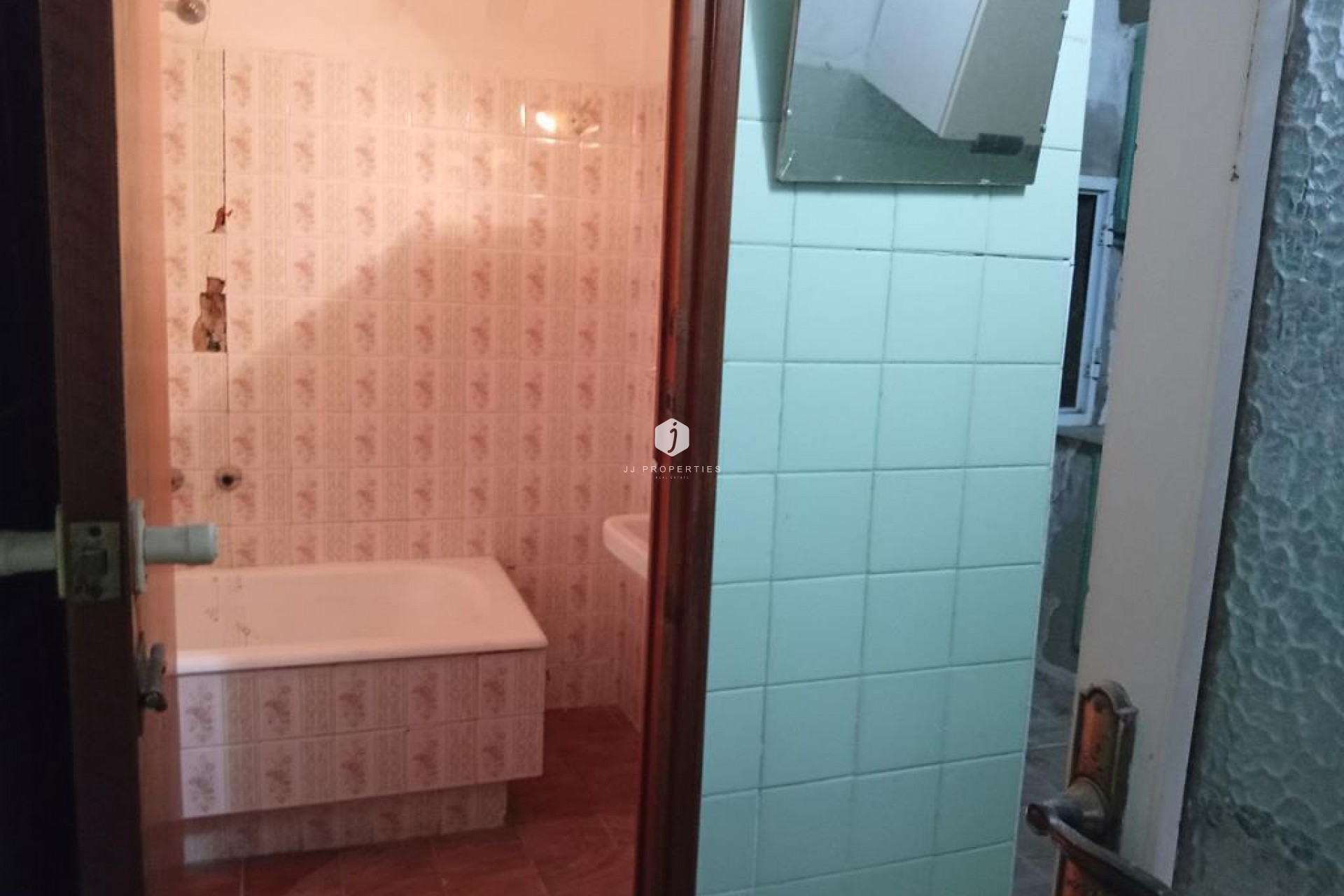 Tweedehands - Chalet -
HurchIllo - PUEBLO CENTRO
