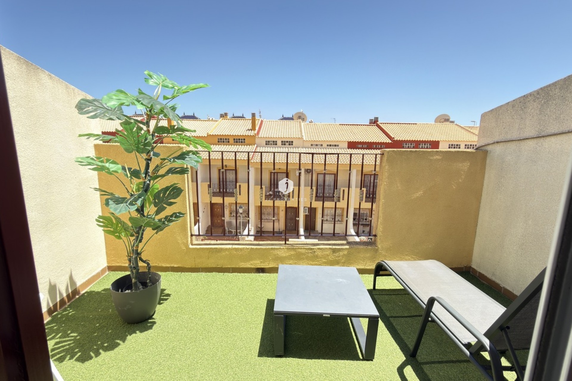 Tweedehands - Chalet -
La Zenia - Costa Blanca