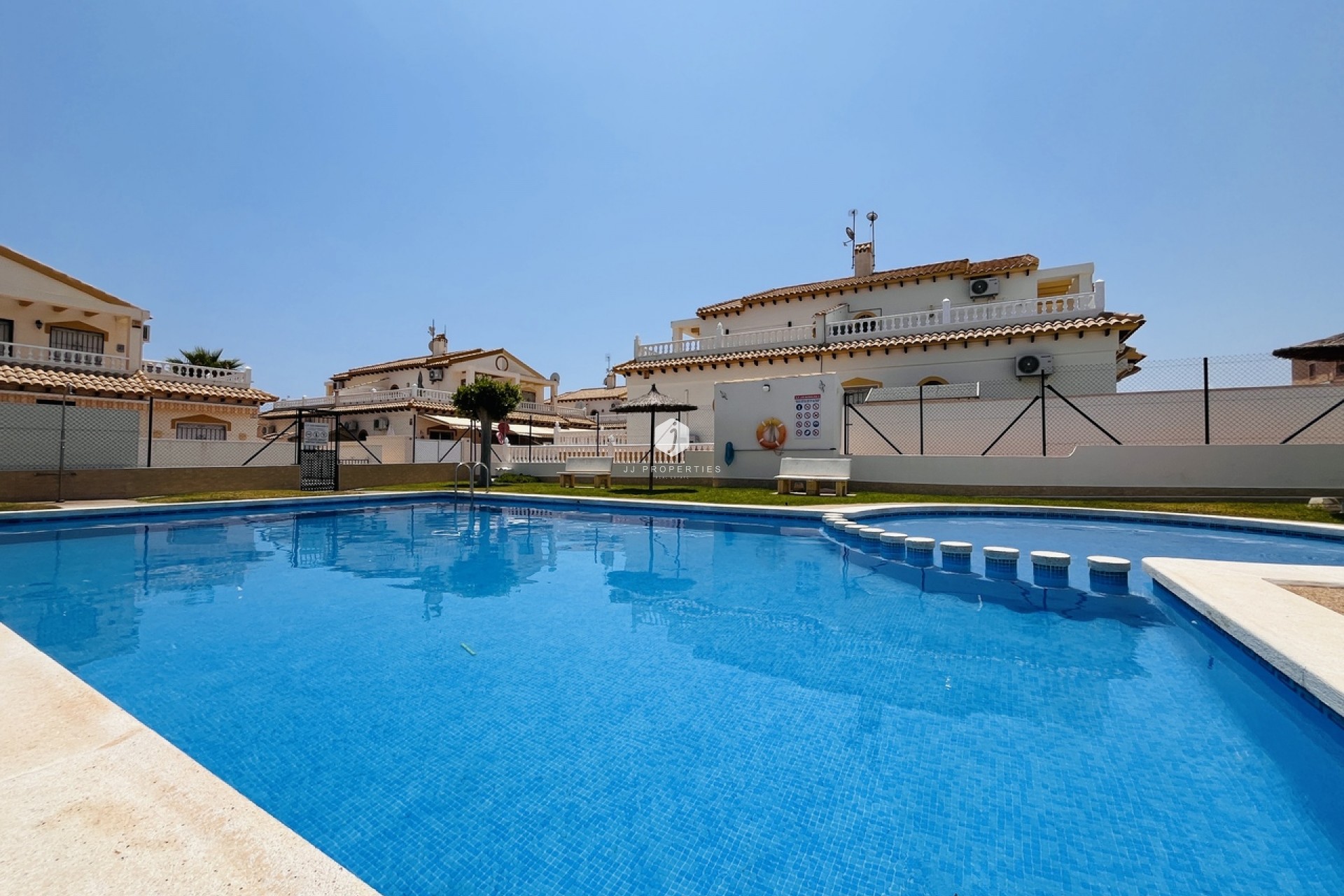 Tweedehands - Chalet -
Los Altos - Costa Blanca