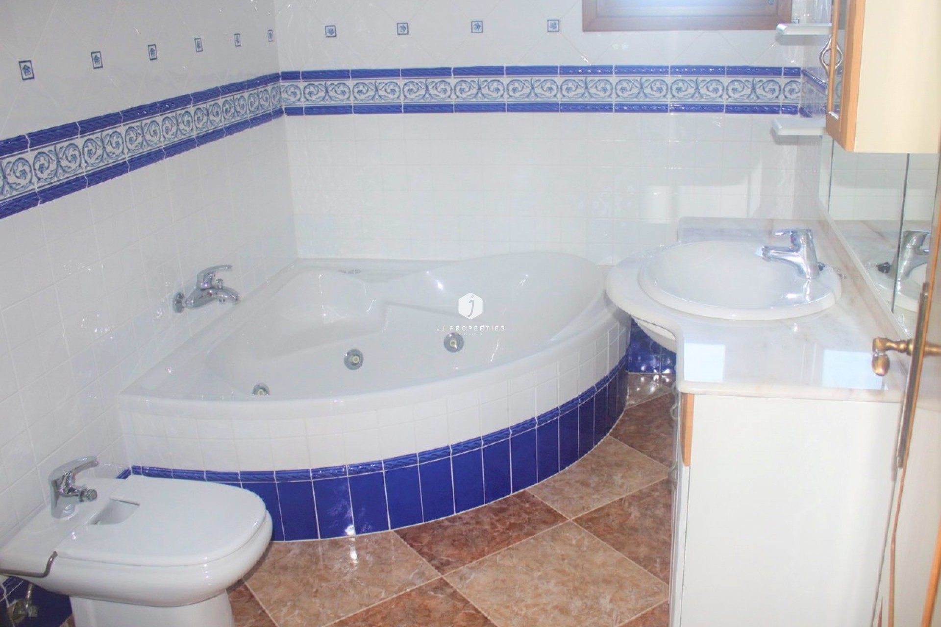 Tweedehands - Chalet -
Los Altos - Costa Blanca