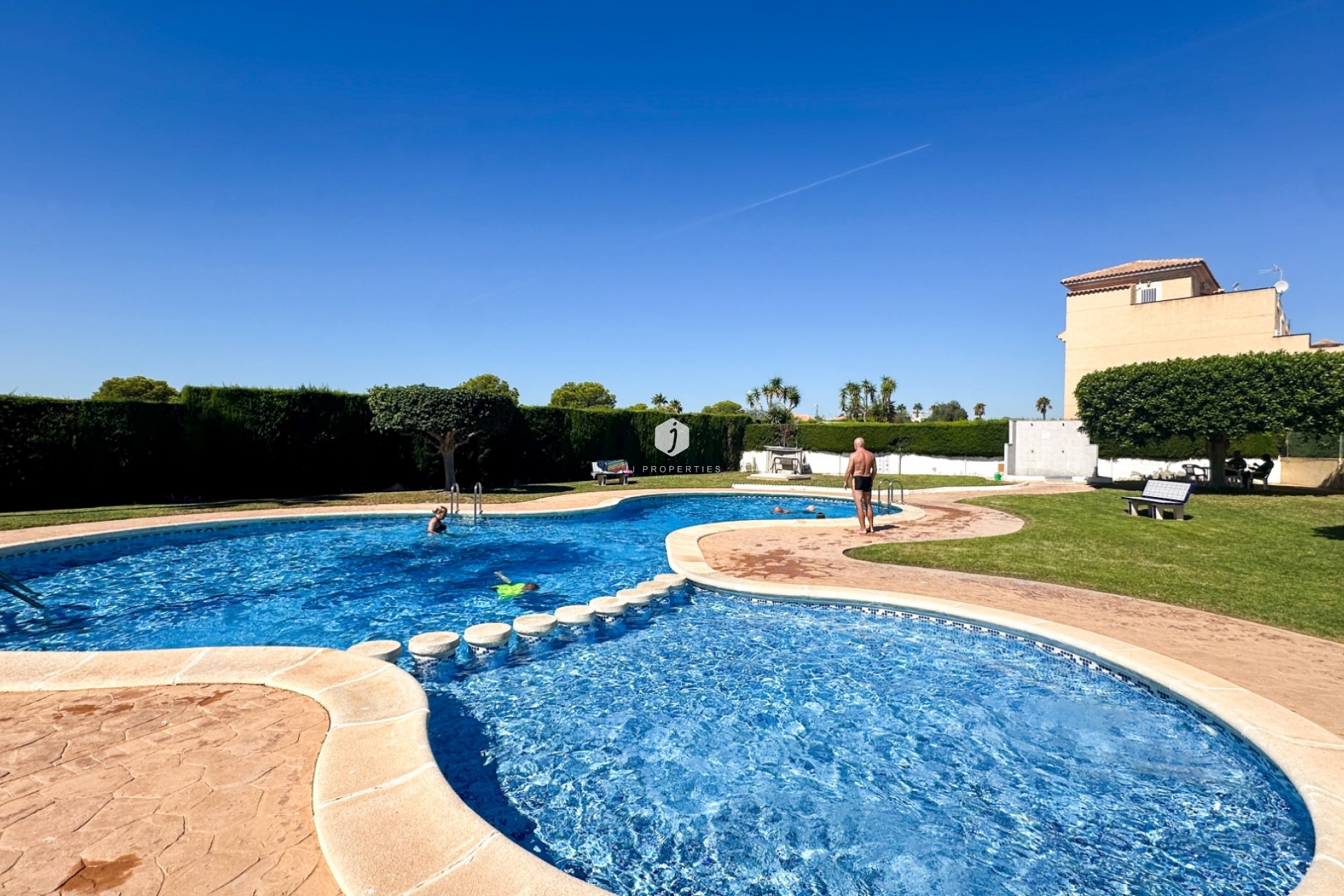 Tweedehands - Chalet -
Los Altos - Costa Blanca