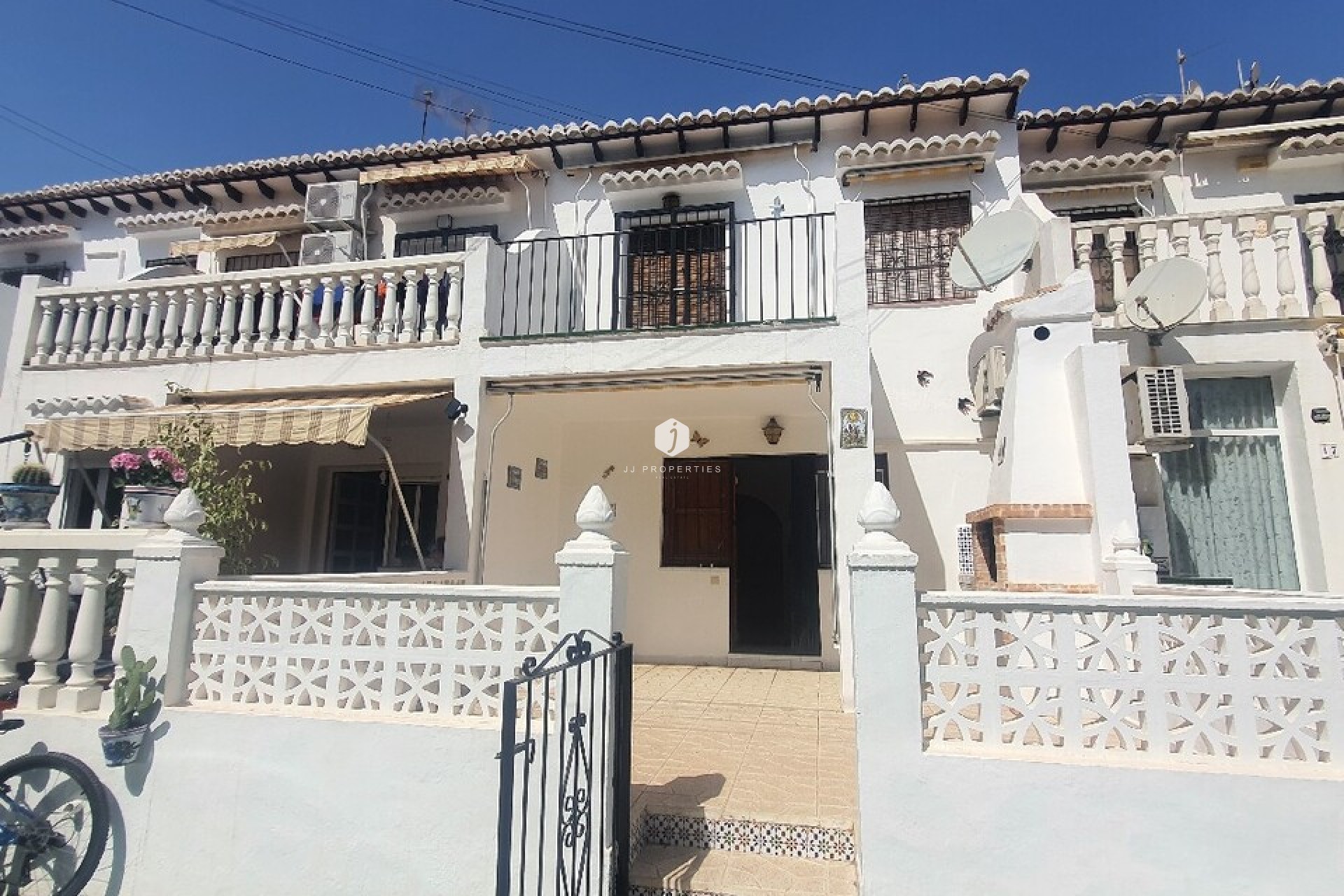 Tweedehands - Chalet -
Los Balcones - Costa Blanca