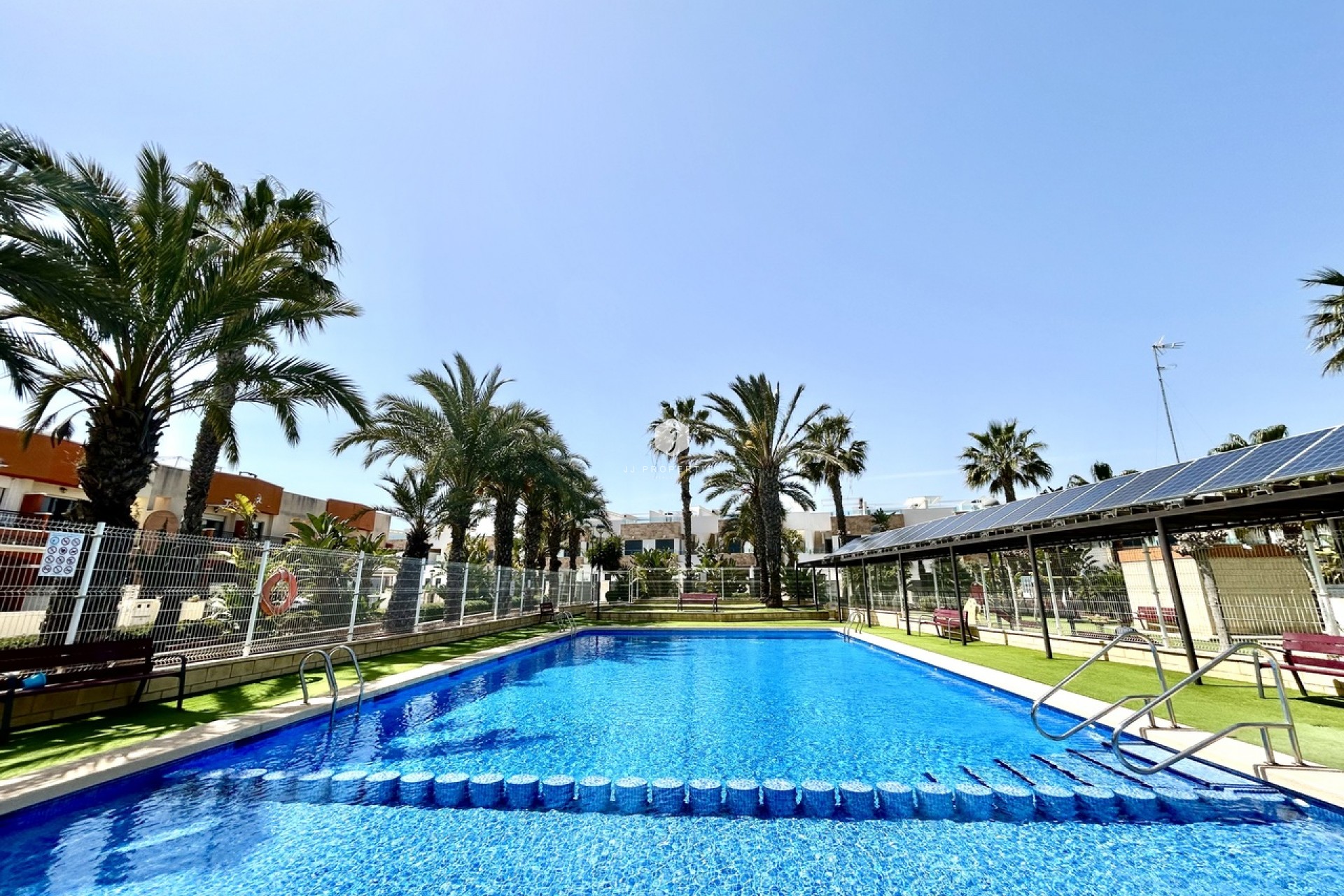 Tweedehands - Chalet -
Los Dolses - Inland