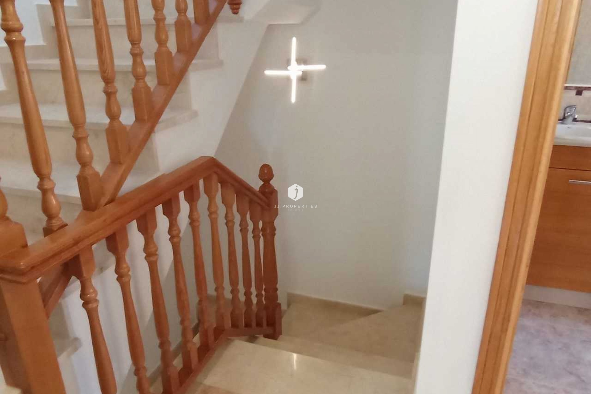 Tweedehands - Chalet -
Los Dolses - Inland