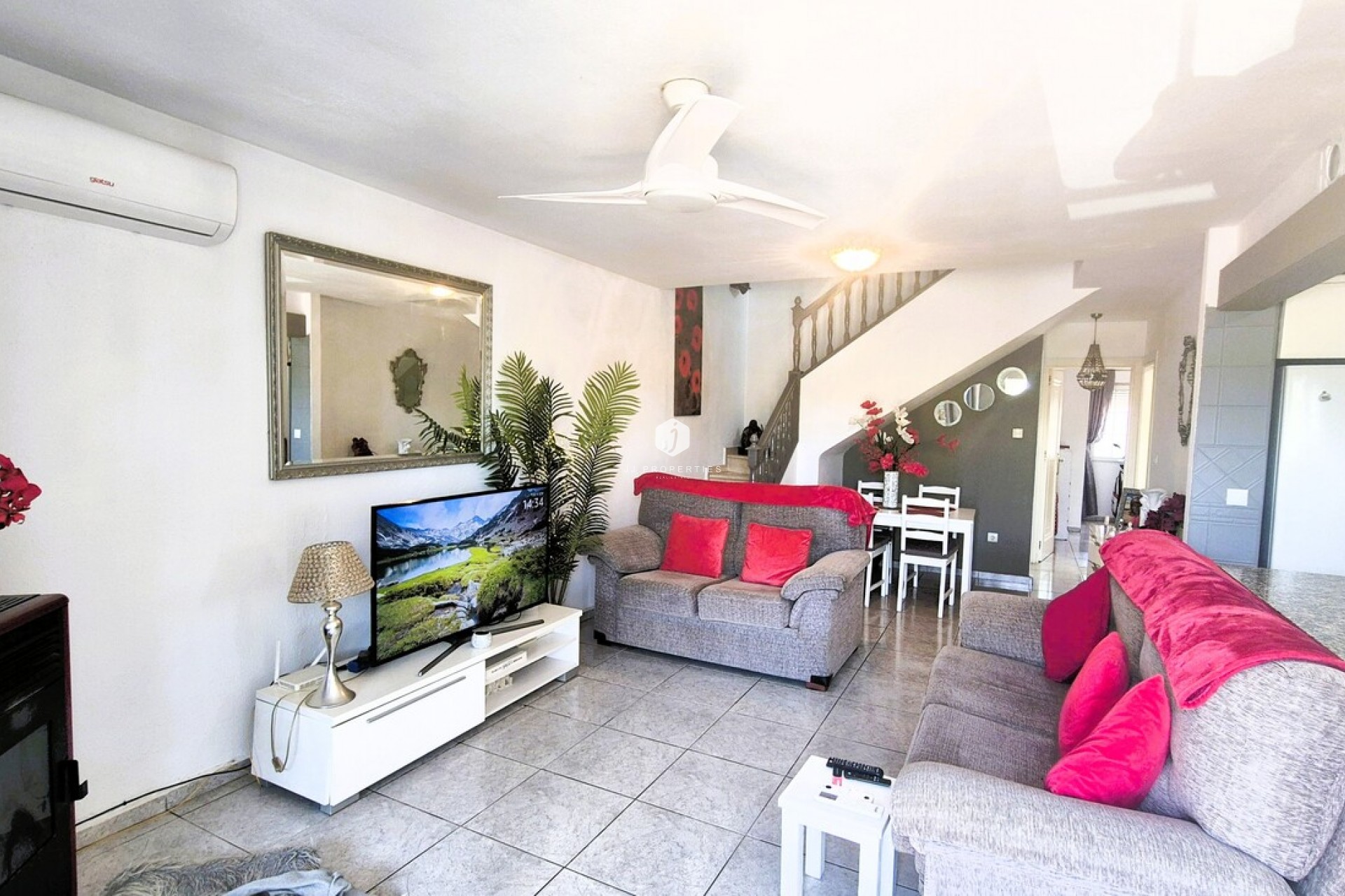 Tweedehands - Chalet -
Los Dolses - Inland