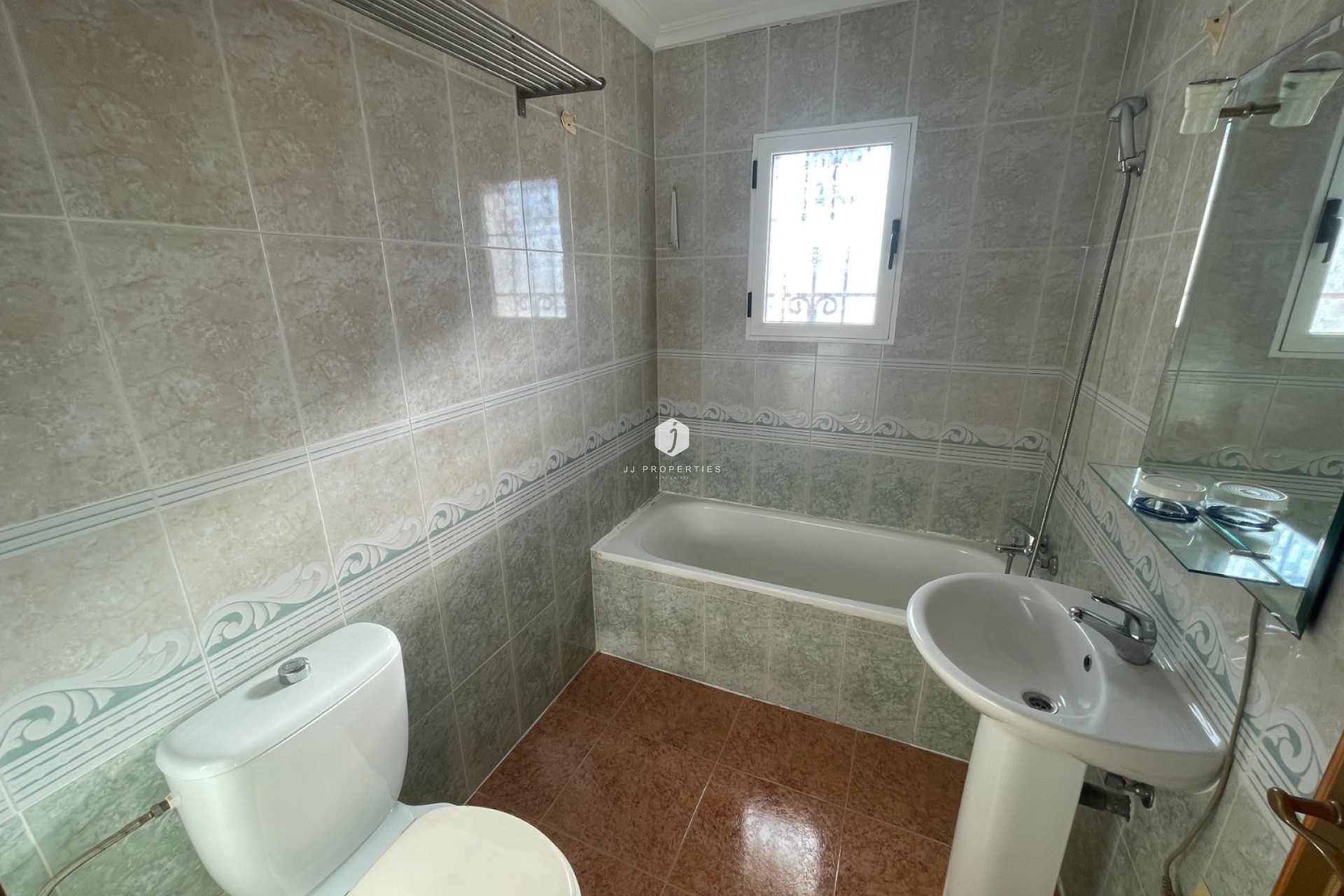 Tweedehands - Chalet -
Los Montesinos - Costa Blanca